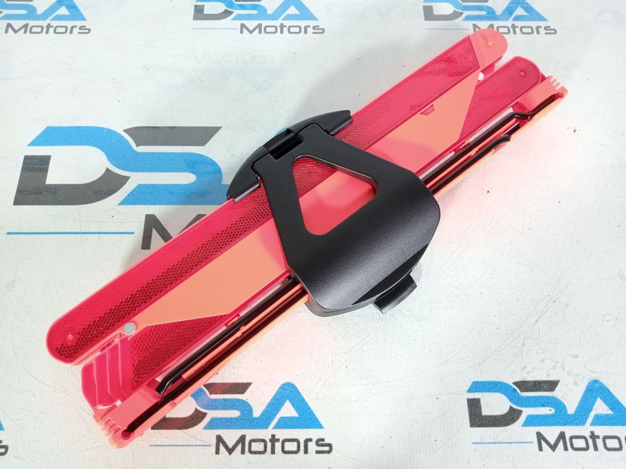https://gcs.partsauto.market/rn-stockpro.appspot.com/thmbs/userImages/b7628e092085f1f91467af1afb6e7630/part/473b571c-5cb6-41ad-8c77-93c88c07612b_1745406876960.jpg
