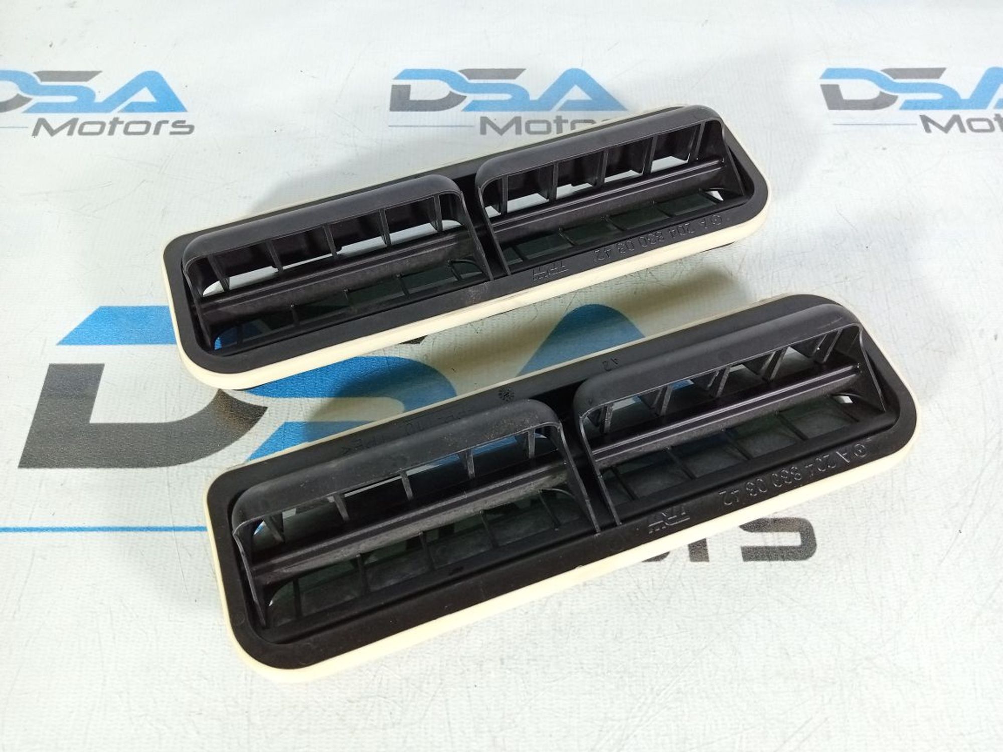 https://gcs.partsauto.market/rn-stockpro.appspot.com/thmbs/userImages/b7628e092085f1f91467af1afb6e7630/part/47b18fb2-07a4-46e4-a70b-aff46d7ff6dd_1746958653298.jpg