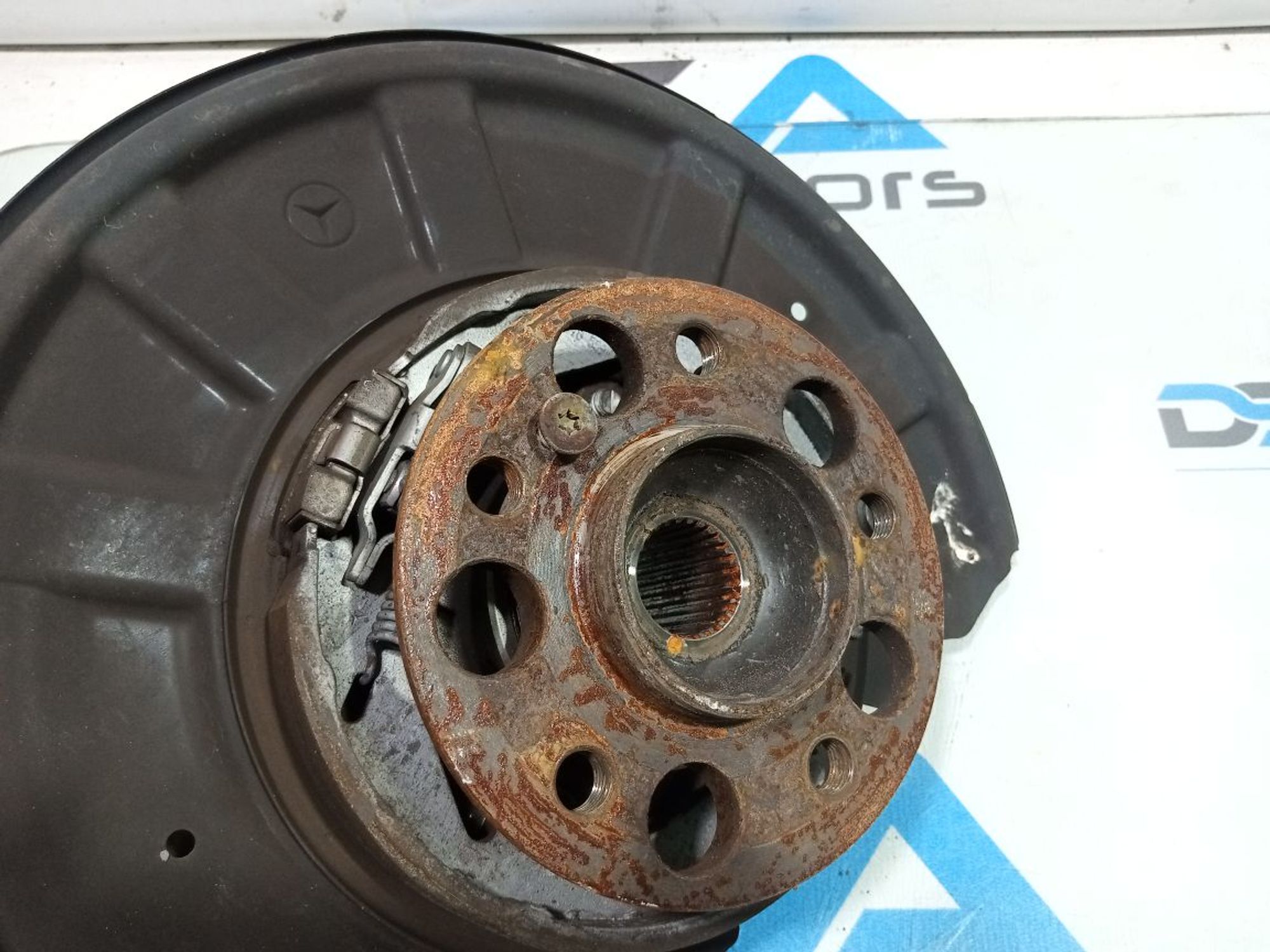 https://gcs.partsauto.market/rn-stockpro.appspot.com/thmbs/userImages/b7628e092085f1f91467af1afb6e7630/part/48c094be-4744-4a71-afd5-853e22c25fec_1748894847649.jpg