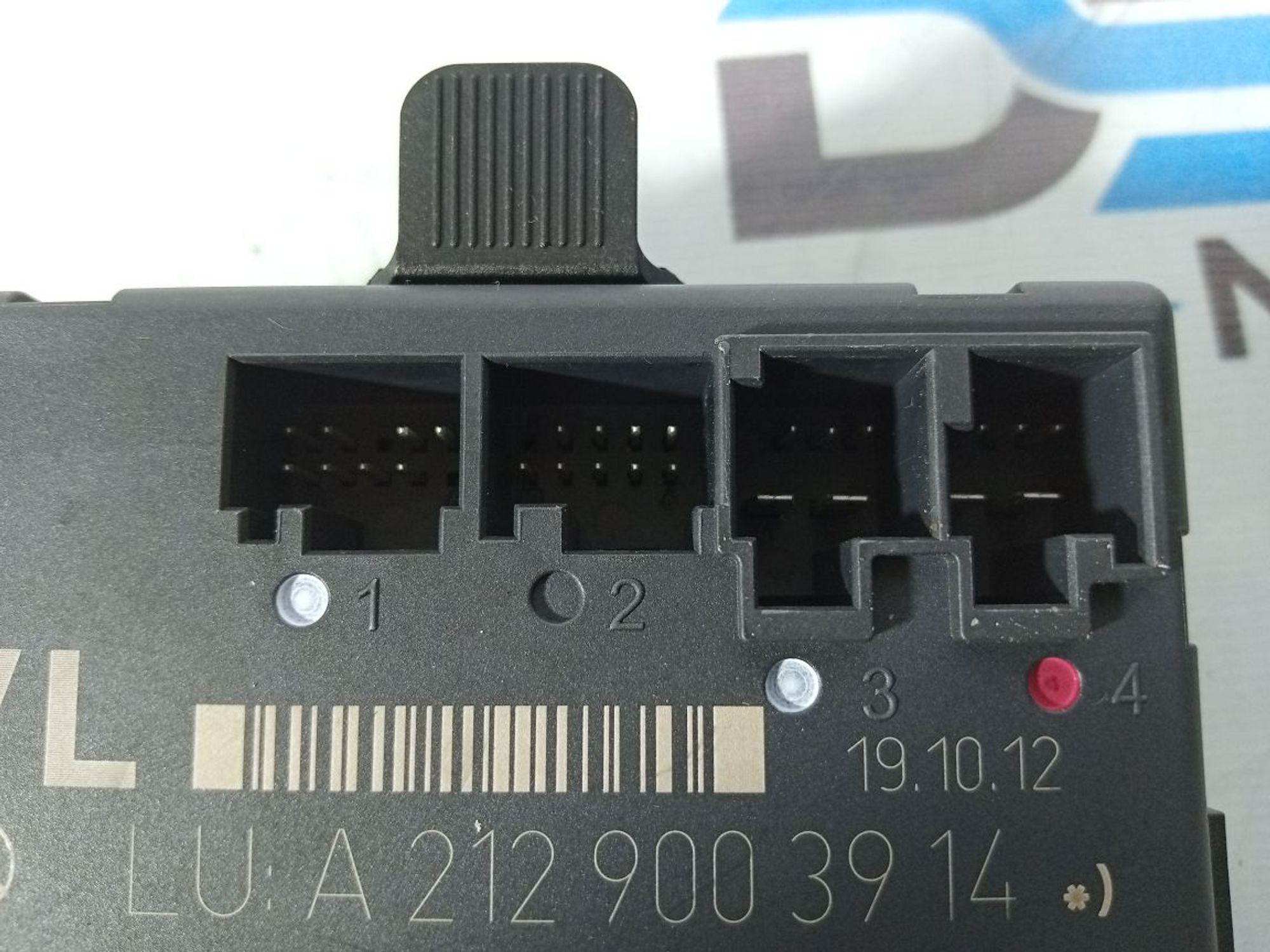 https://gcs.partsauto.market/rn-stockpro.appspot.com/thmbs/userImages/b7628e092085f1f91467af1afb6e7630/part/4a62dc56-b9ff-4df8-a572-aed0ef0dea2f_1737057123493.jpg