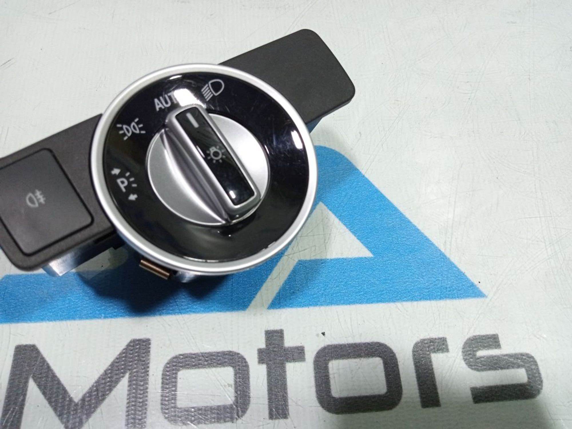 https://gcs.partsauto.market/rn-stockpro.appspot.com/thmbs/userImages/b7628e092085f1f91467af1afb6e7630/part/4a7b0eba-8e9e-4886-850d-664ae6539a10_1748161207659.jpg
