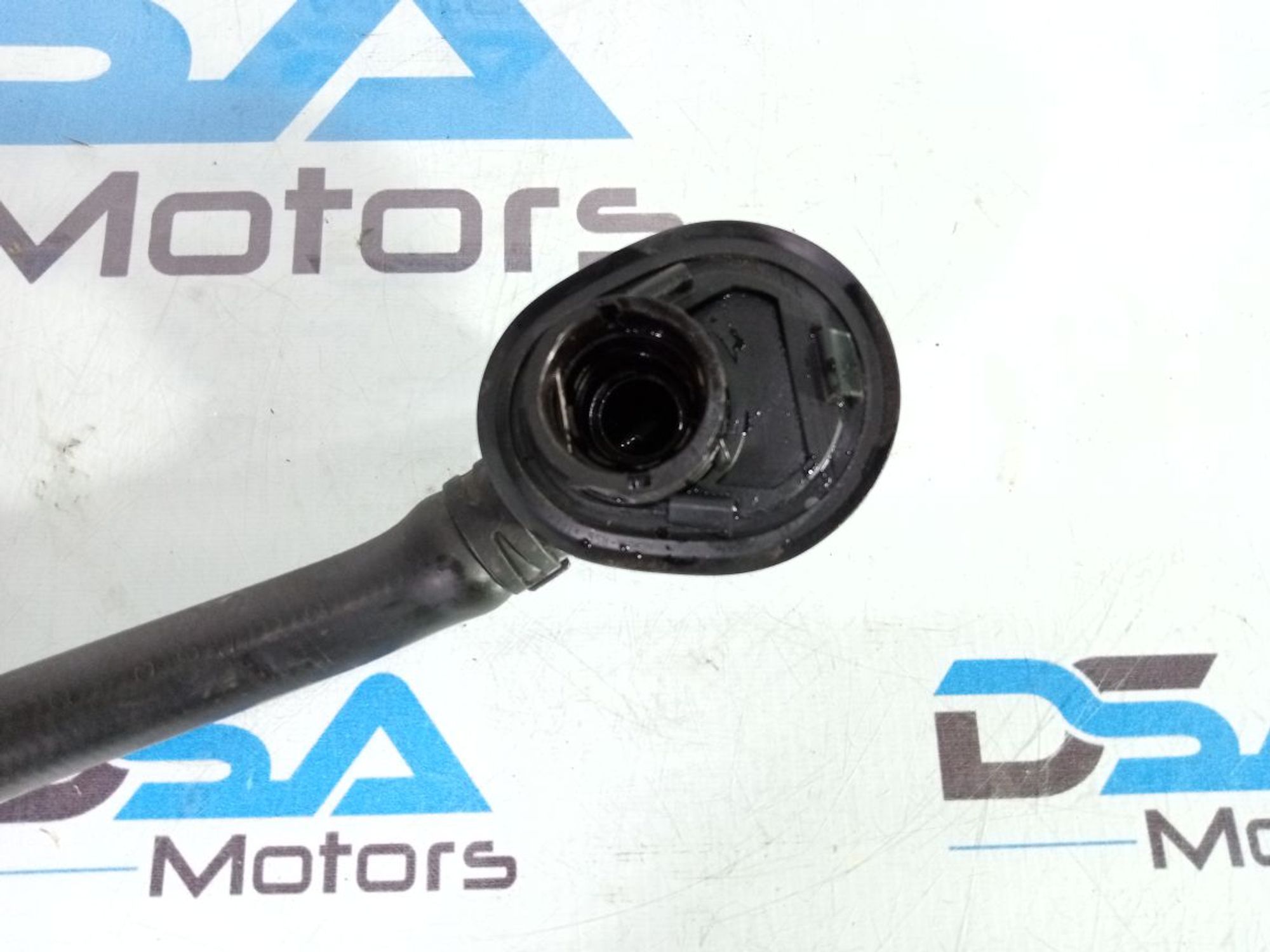 https://gcs.partsauto.market/rn-stockpro.appspot.com/thmbs/userImages/b7628e092085f1f91467af1afb6e7630/part/4b14b702-7704-4393-925b-a53256cff3bf_1735312944748.jpg