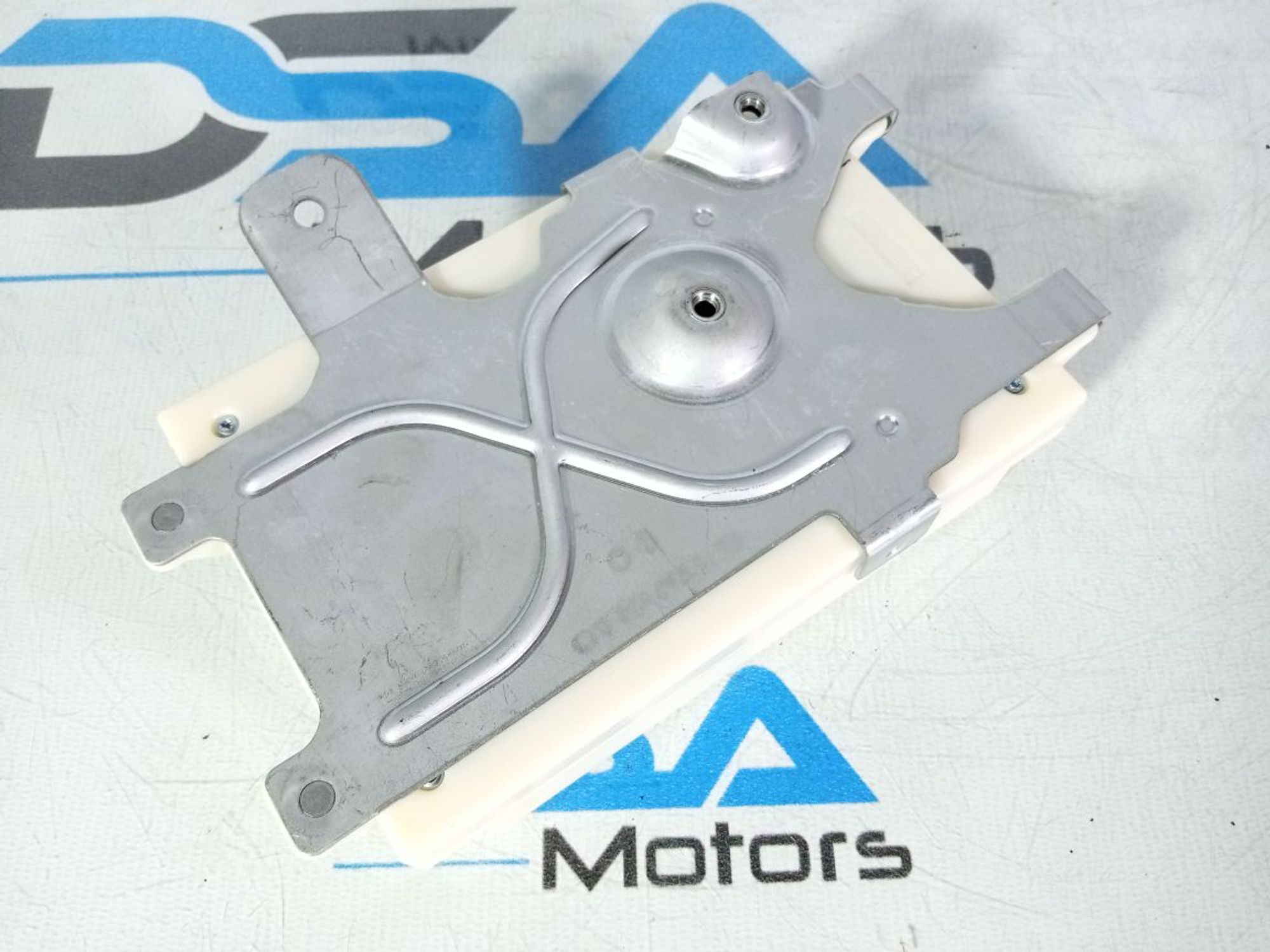 https://gcs.partsauto.market/rn-stockpro.appspot.com/thmbs/userImages/b7628e092085f1f91467af1afb6e7630/part/4c0bdbb7-b6f8-46be-b8a2-ad556e1ca936_1745406924680.jpg