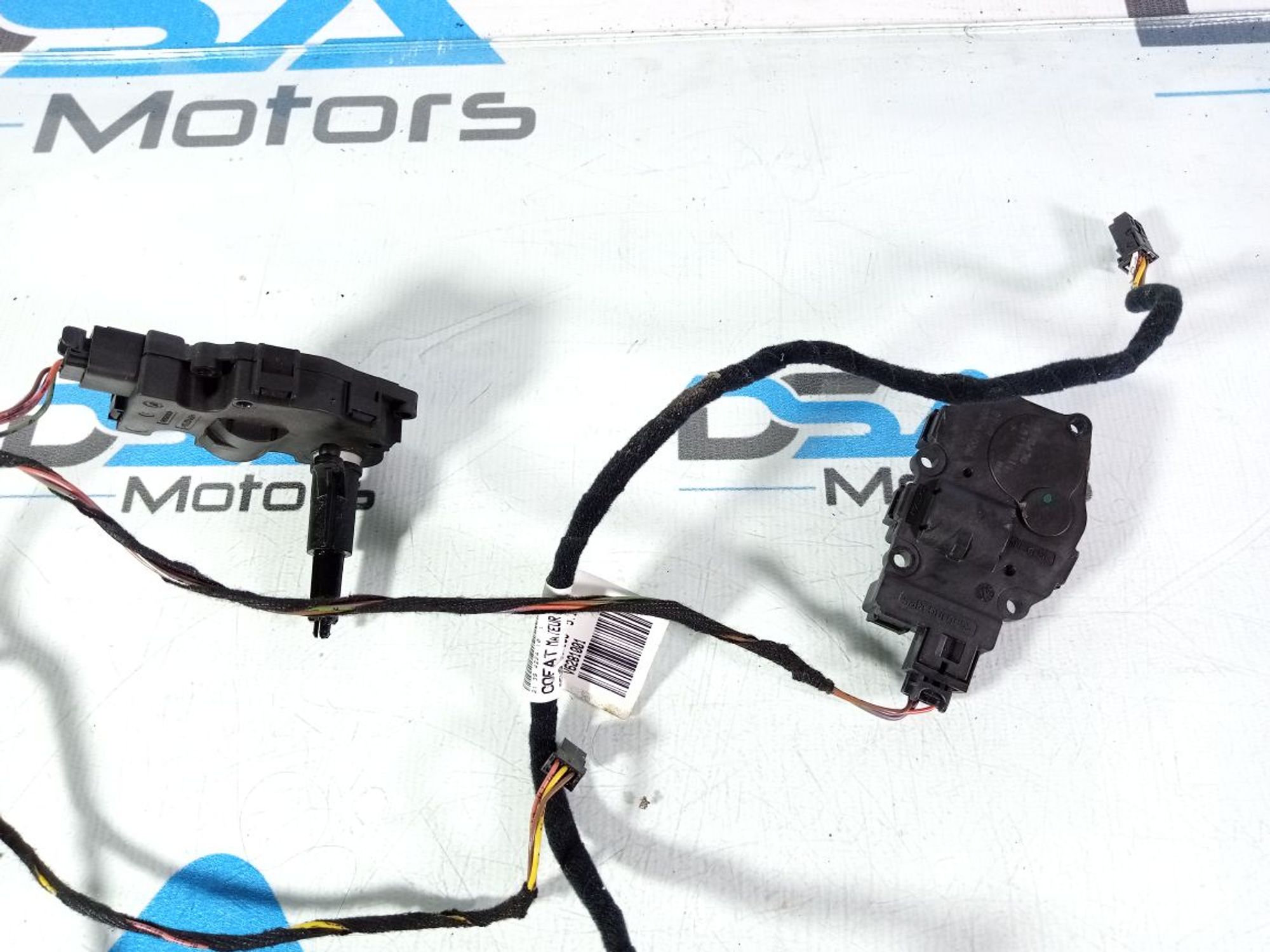 https://gcs.partsauto.market/rn-stockpro.appspot.com/thmbs/userImages/b7628e092085f1f91467af1afb6e7630/part/4cc4c169-c4a6-4b30-ad6b-e2c3a359cc85_1747024238683.jpg