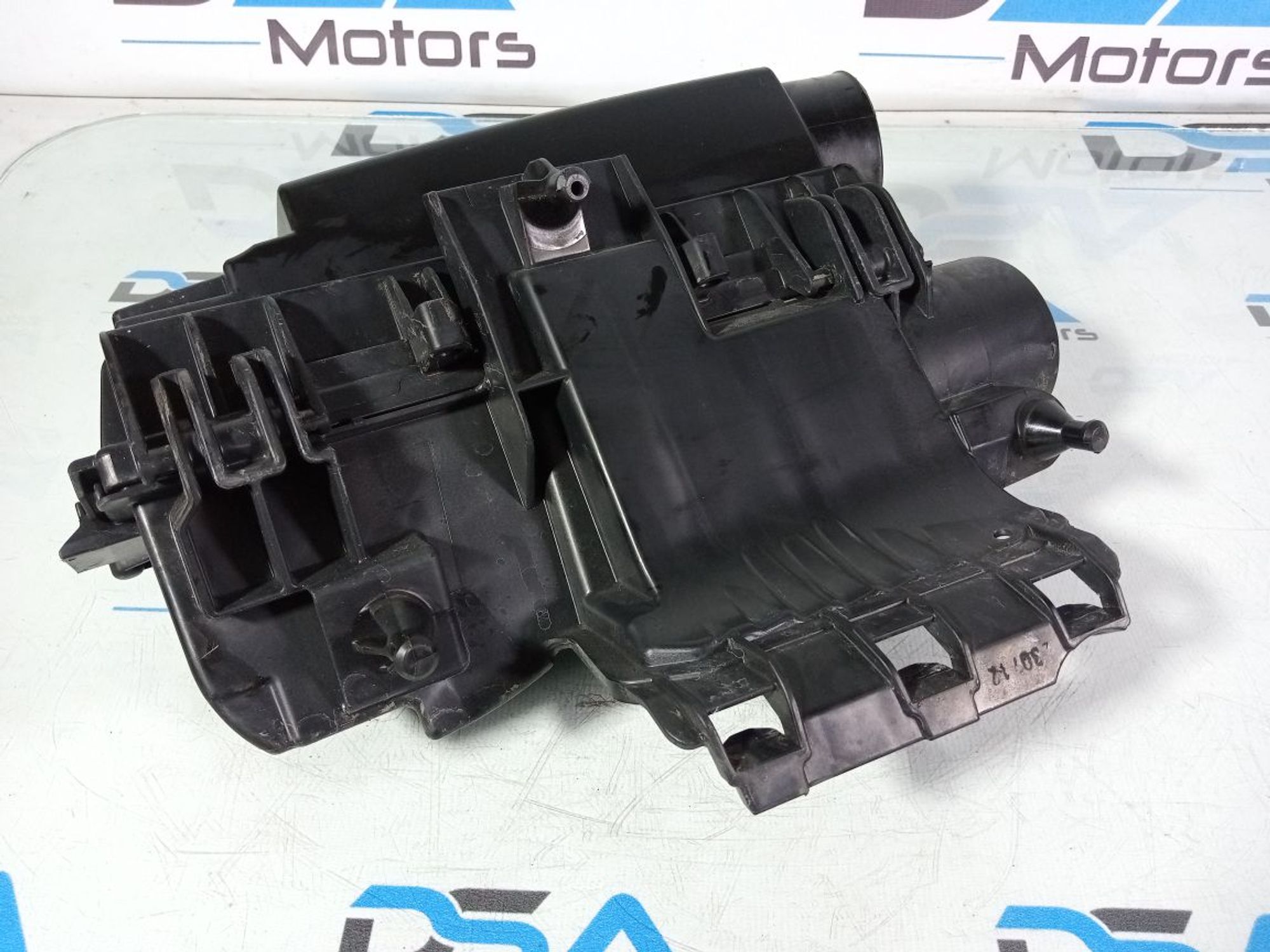 https://gcs.partsauto.market/rn-stockpro.appspot.com/thmbs/userImages/b7628e092085f1f91467af1afb6e7630/part/4ddd895e-fb0f-4b0c-af09-6757ac9bb95b_1747628709642.jpg