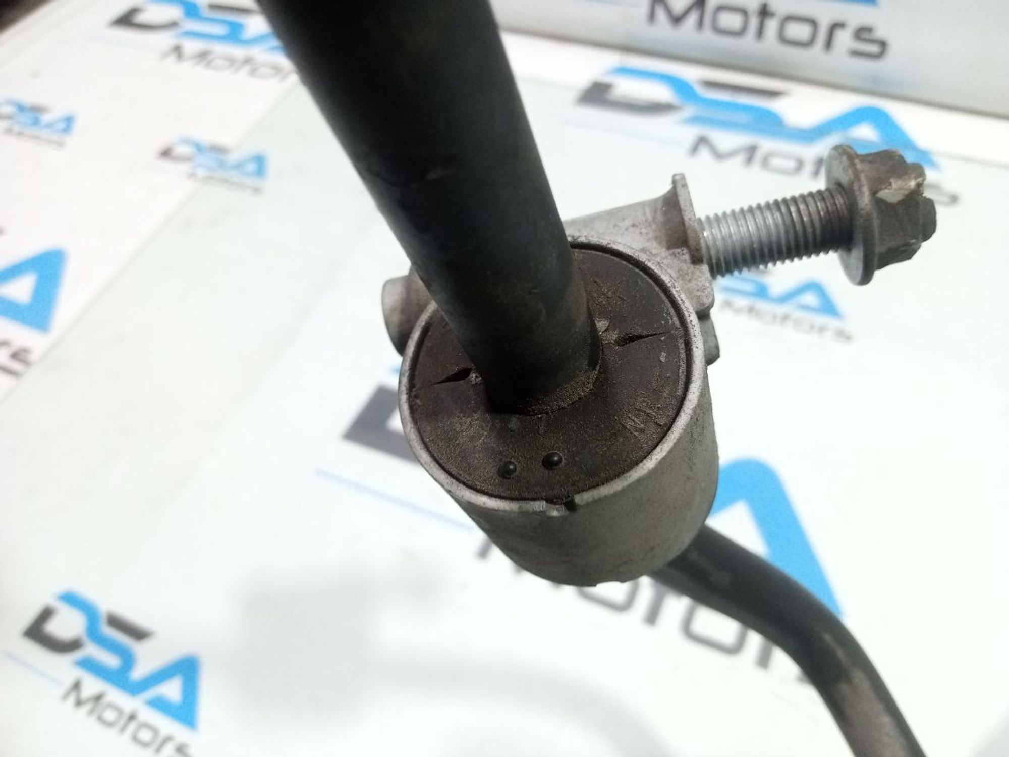 https://gcs.partsauto.market/rn-stockpro.appspot.com/thmbs/userImages/b7628e092085f1f91467af1afb6e7630/part/4e39f2fd-43a3-44fc-bb63-a0d2f9cf455a_1748847671314.jpg