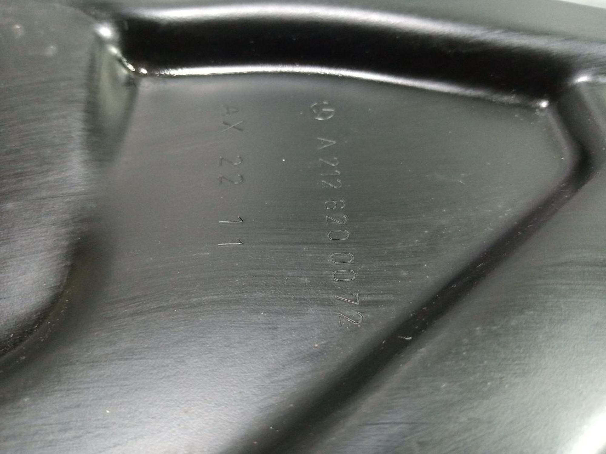 https://gcs.partsauto.market/rn-stockpro.appspot.com/thmbs/userImages/b7628e092085f1f91467af1afb6e7630/part/4e9a0004-21d8-403d-b333-8f9ad7a55188_1748353492942.jpg