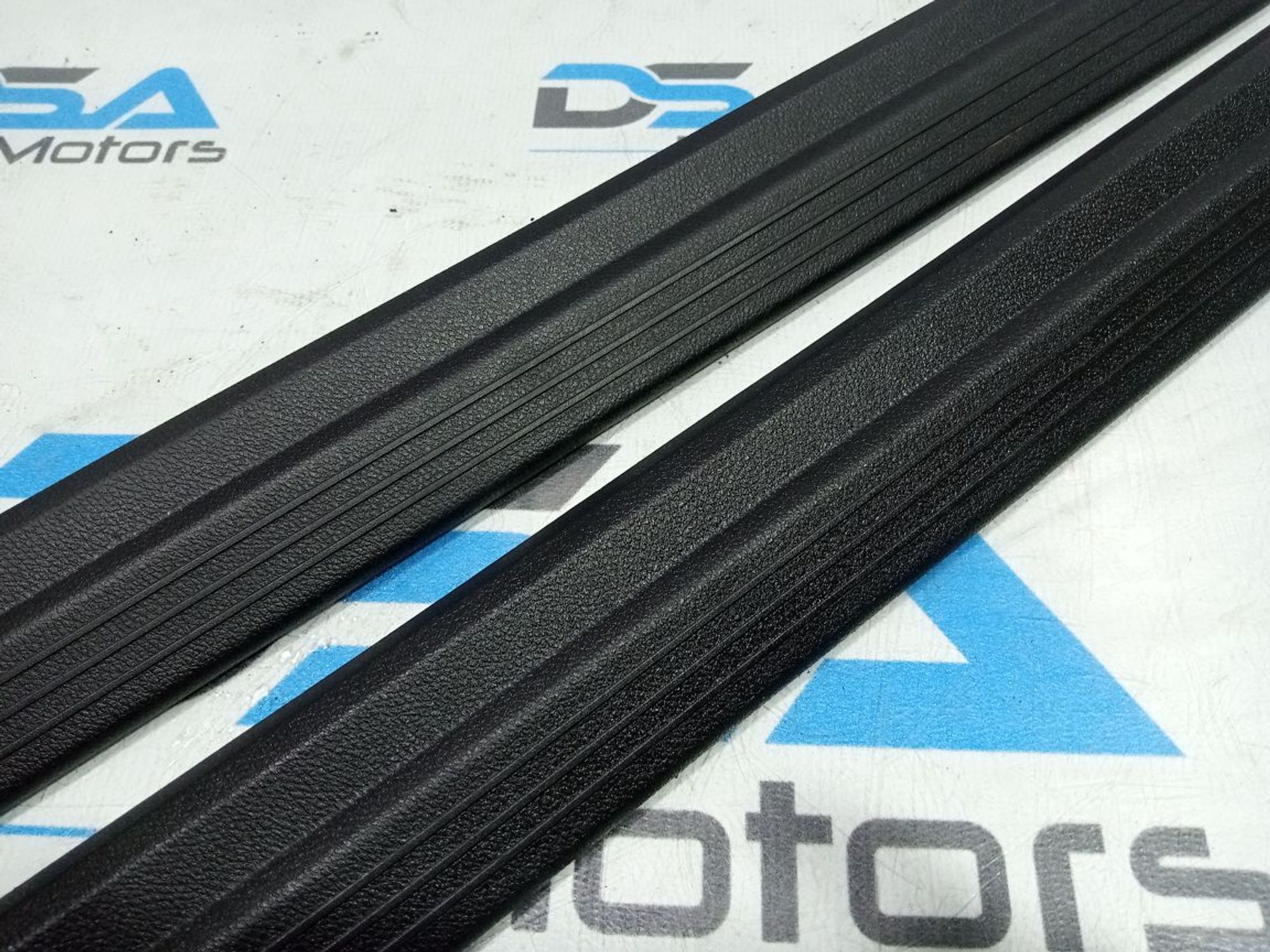 https://gcs.partsauto.market/rn-stockpro.appspot.com/thmbs/userImages/b7628e092085f1f91467af1afb6e7630/part/4e9c919b-1d0f-44a1-8519-7bd5d1ac4ab5_1748615473671.jpg