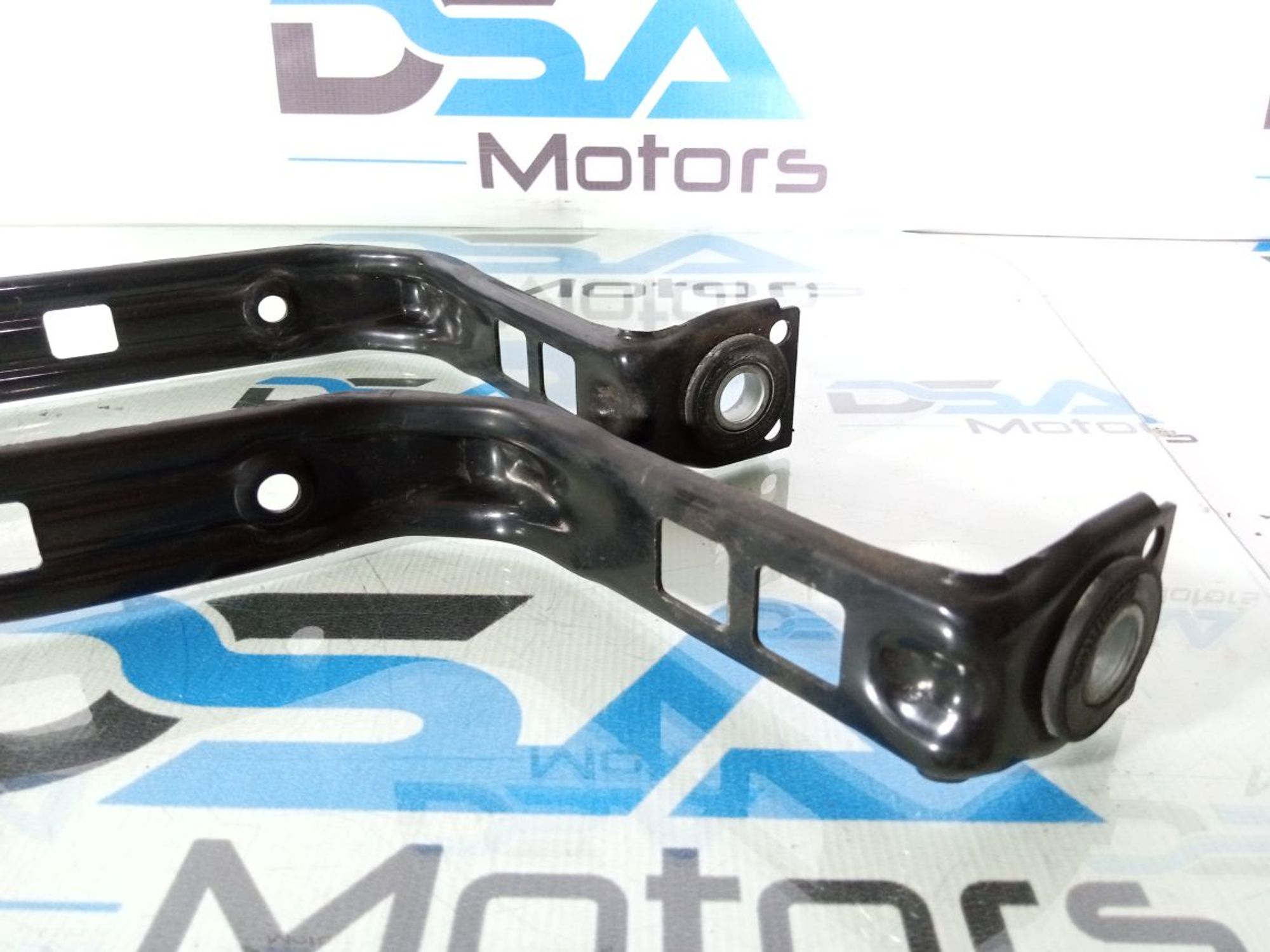 https://gcs.partsauto.market/rn-stockpro.appspot.com/thmbs/userImages/b7628e092085f1f91467af1afb6e7630/part/4ecad115-786b-49b9-81db-9fc21b639c00_1747213066485.jpg