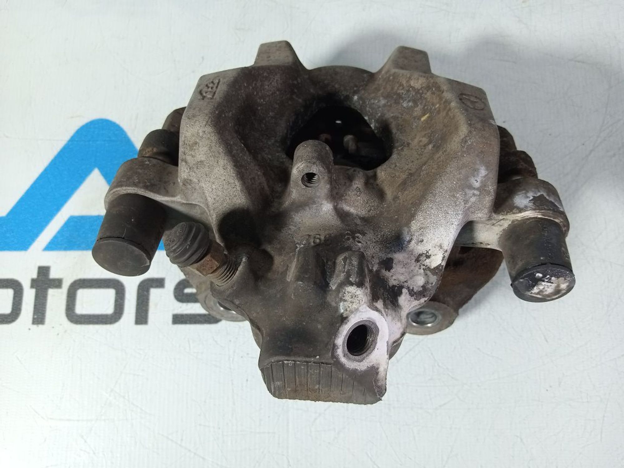 https://gcs.partsauto.market/rn-stockpro.appspot.com/thmbs/userImages/b7628e092085f1f91467af1afb6e7630/part/5056a963-ae3c-4885-bc89-1ee3a48b429d_1744899465244.jpg