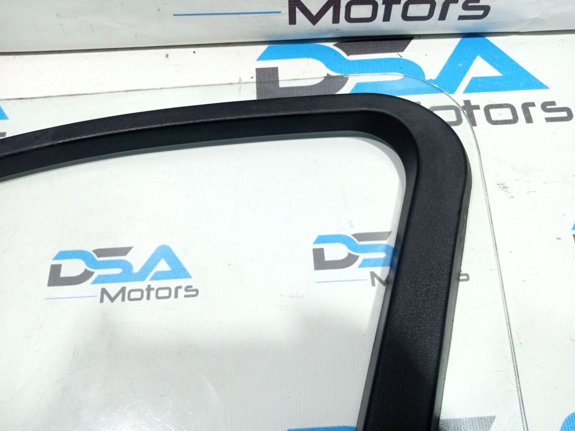 https://gcs.partsauto.market/rn-stockpro.appspot.com/thmbs/userImages/b7628e092085f1f91467af1afb6e7630/part/50b983be-116c-4028-a69d-933e92eb895c_1748890348249.jpg
