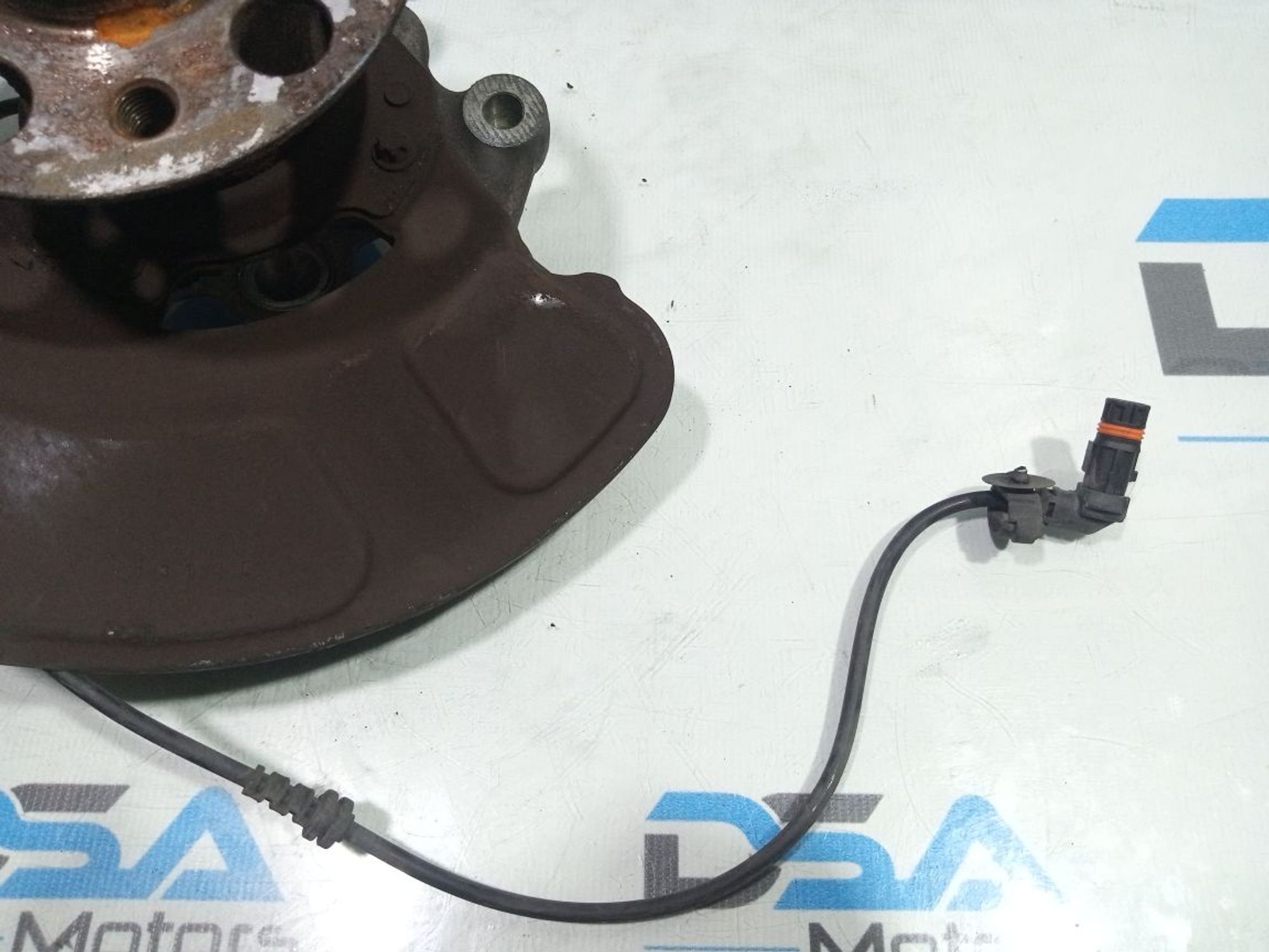 https://gcs.partsauto.market/rn-stockpro.appspot.com/thmbs/userImages/b7628e092085f1f91467af1afb6e7630/part/5116b38b-905f-4f67-9d79-38d83d97f542_1748891160740.jpg