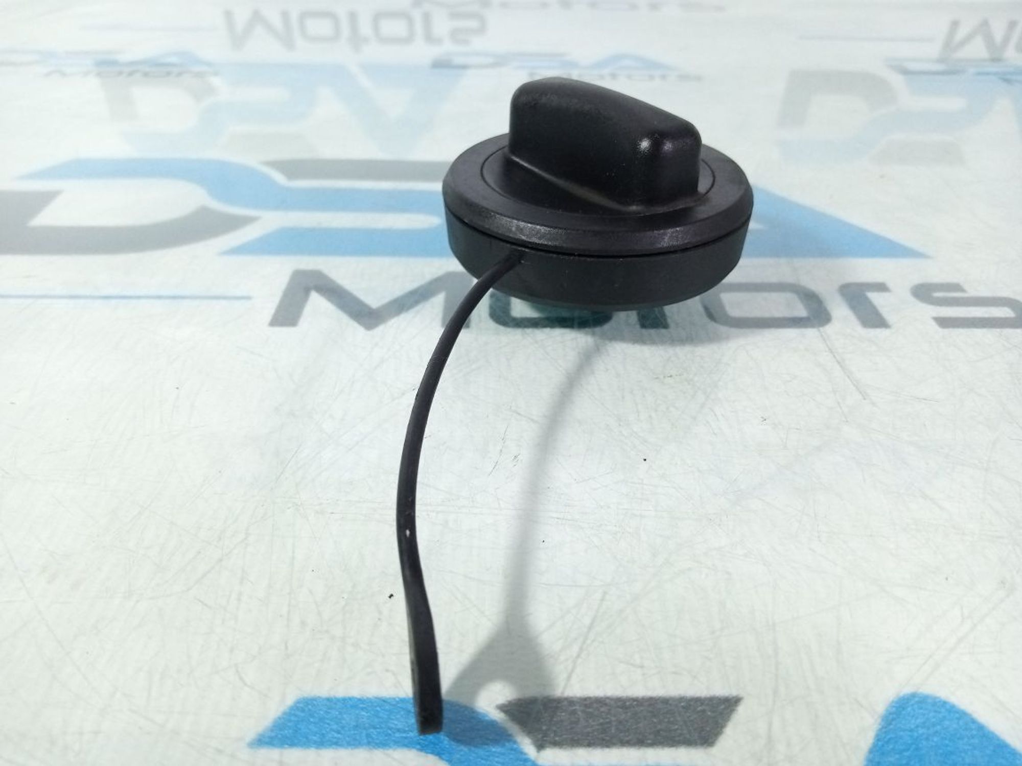 https://gcs.partsauto.market/rn-stockpro.appspot.com/thmbs/userImages/b7628e092085f1f91467af1afb6e7630/part/51f10fb1-ce8a-41e0-837c-ac2fa53b5fe7_1743157376046.jpg
