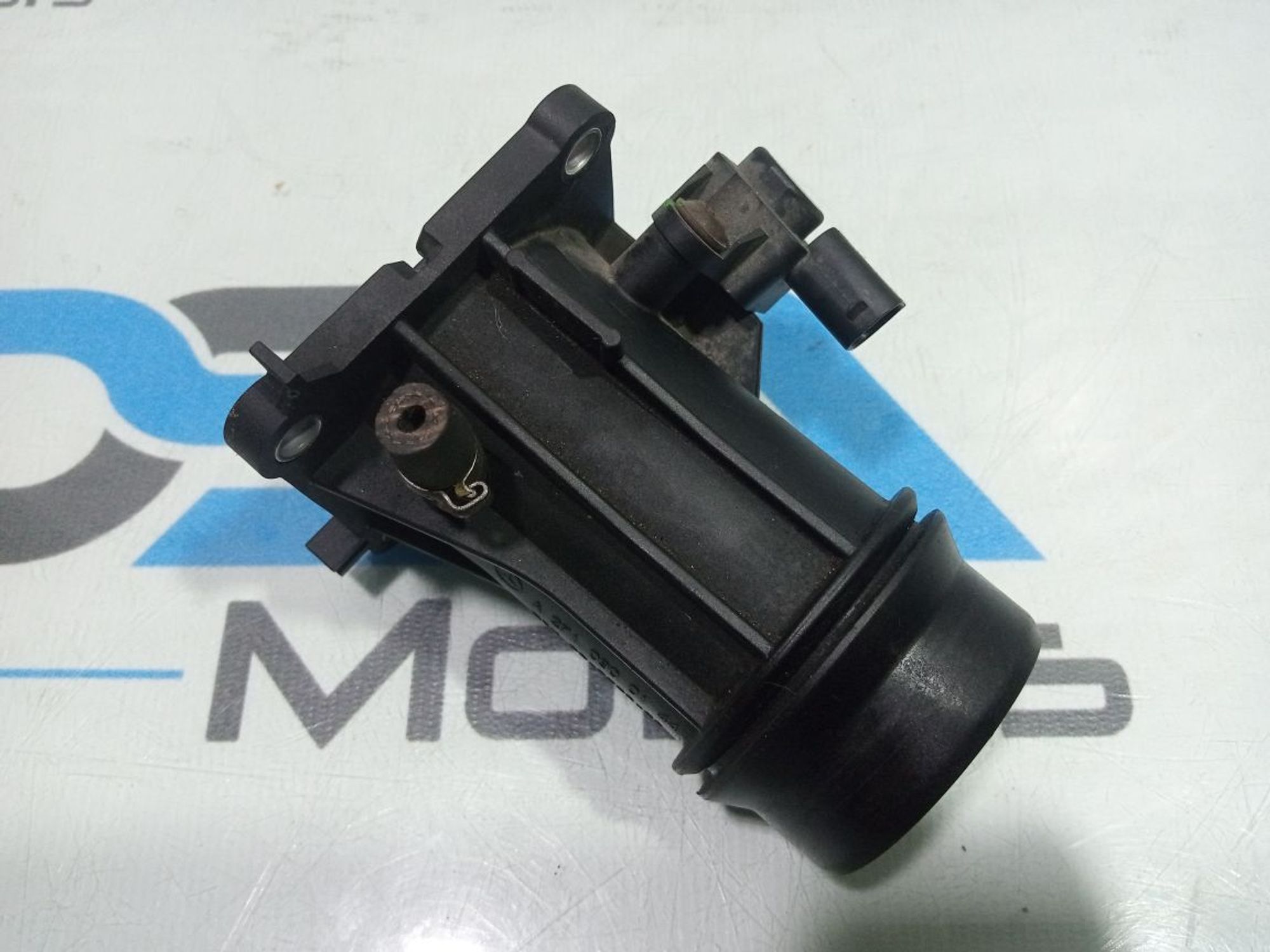 https://gcs.partsauto.market/rn-stockpro.appspot.com/thmbs/userImages/b7628e092085f1f91467af1afb6e7630/part/523feb1b-1440-481e-ae7b-dd541a224761_1748281674342.jpg