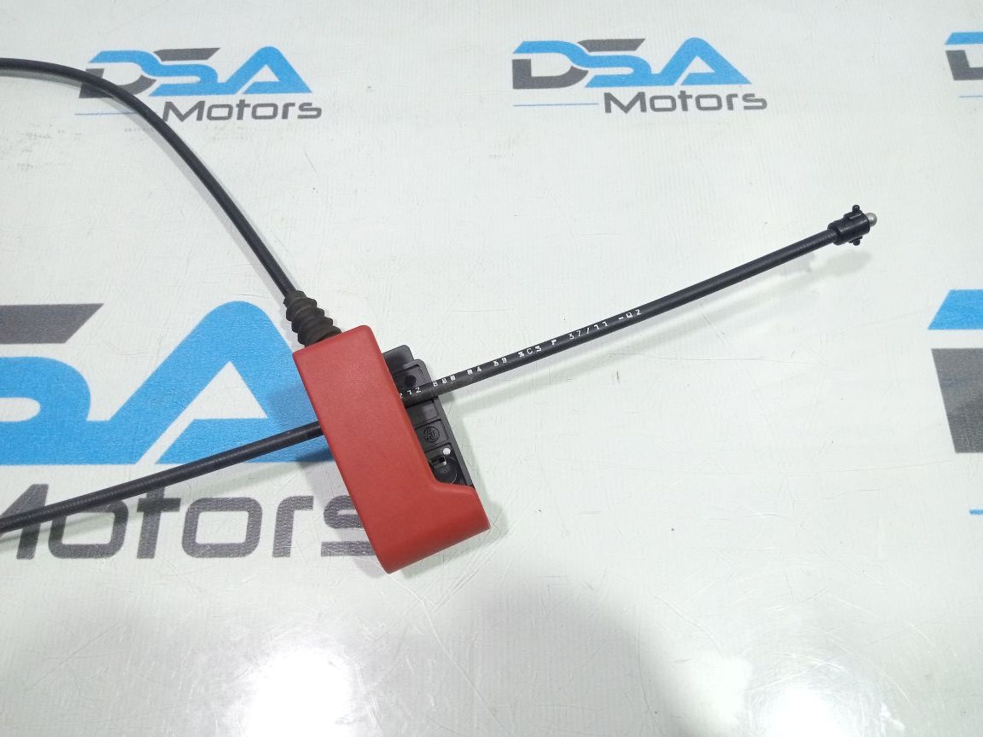 https://gcs.partsauto.market/rn-stockpro.appspot.com/thmbs/userImages/b7628e092085f1f91467af1afb6e7630/part/55195266-3bdd-47c8-8cb6-2fc735de302e_1748282271054.jpg