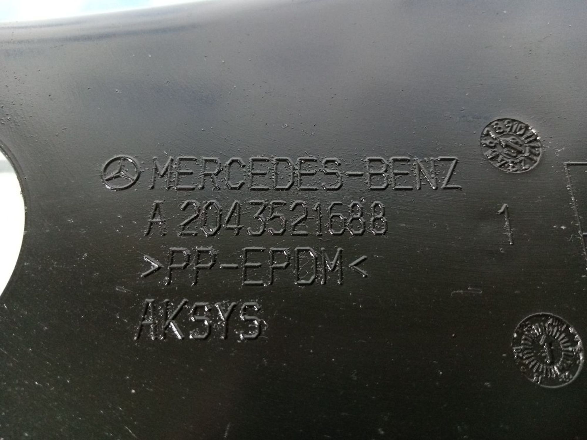 https://gcs.partsauto.market/rn-stockpro.appspot.com/thmbs/userImages/b7628e092085f1f91467af1afb6e7630/part/552575cb-68fe-47ad-a47a-fab677d88a01_1743172010833.jpg