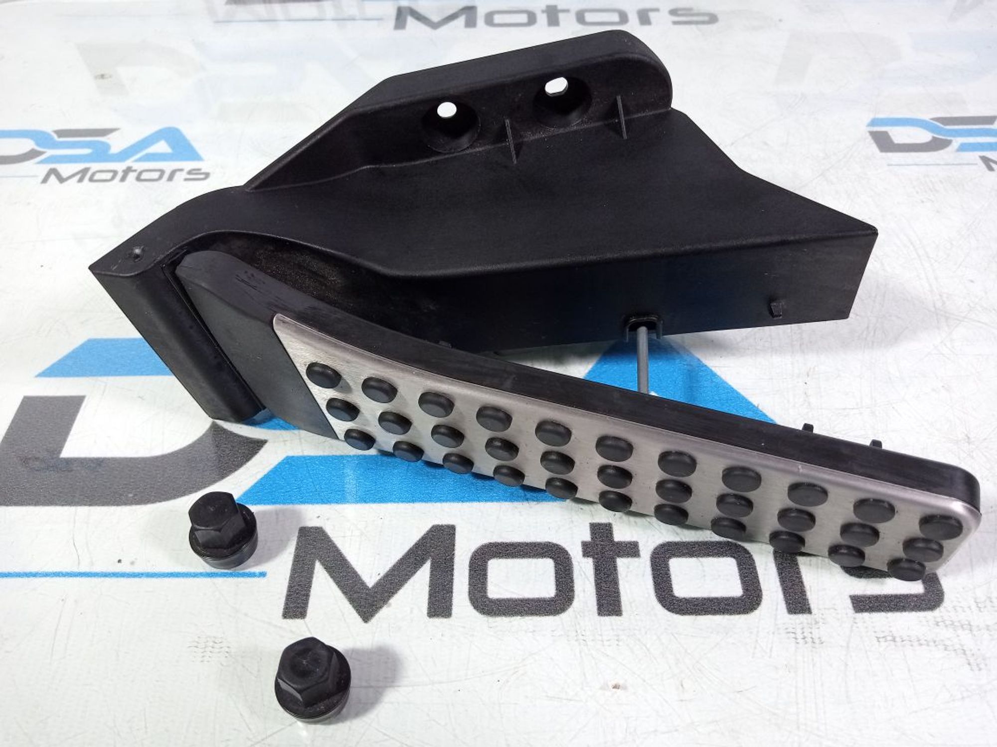 https://gcs.partsauto.market/rn-stockpro.appspot.com/thmbs/userImages/b7628e092085f1f91467af1afb6e7630/part/55276f56-2f1a-4805-beda-ceb925e4e02f_1742894706065.jpg