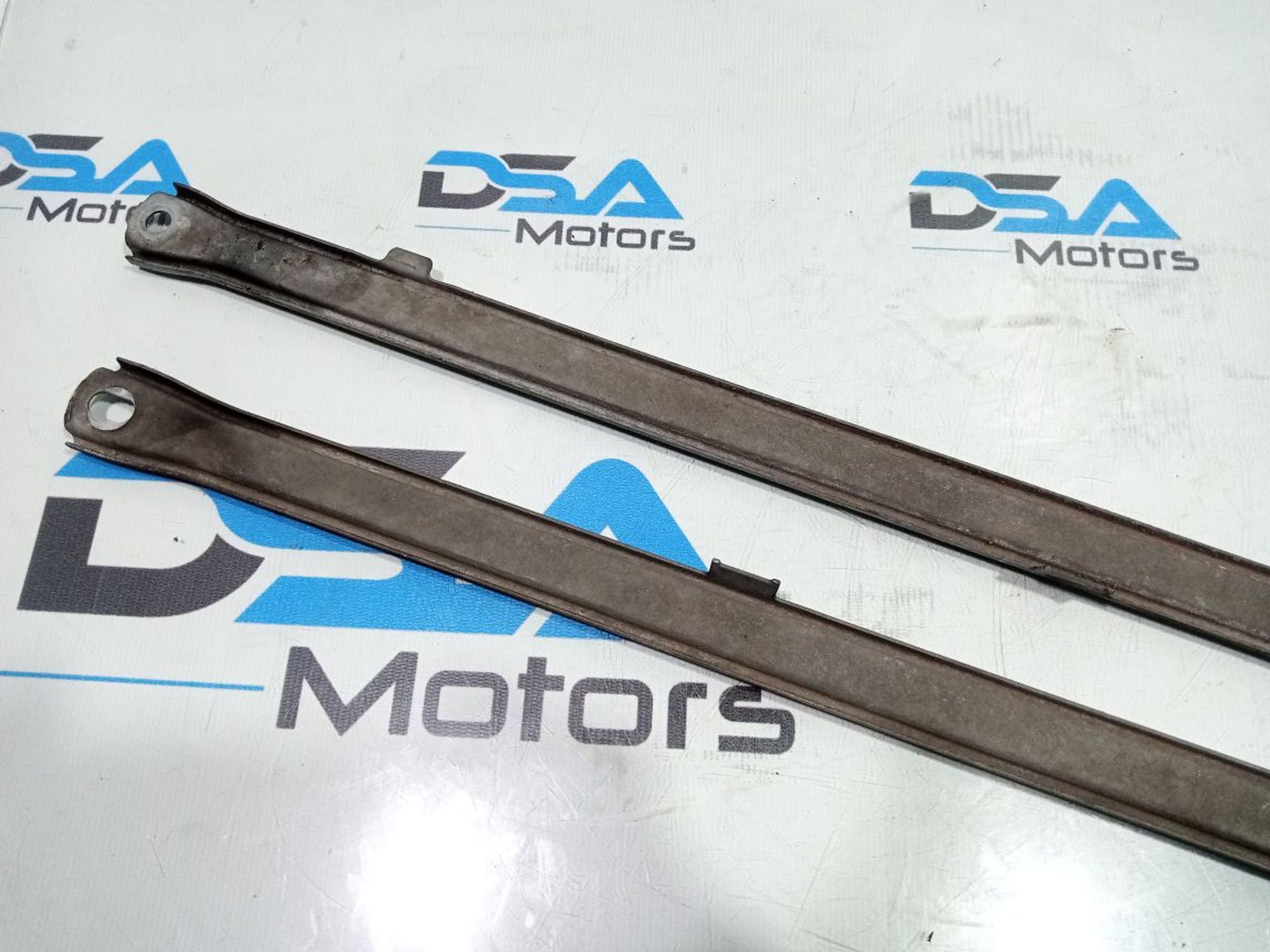 https://gcs.partsauto.market/rn-stockpro.appspot.com/thmbs/userImages/b7628e092085f1f91467af1afb6e7630/part/55860a9b-b98f-42a9-ae69-7627ad5cac1e_1747896363513.jpg