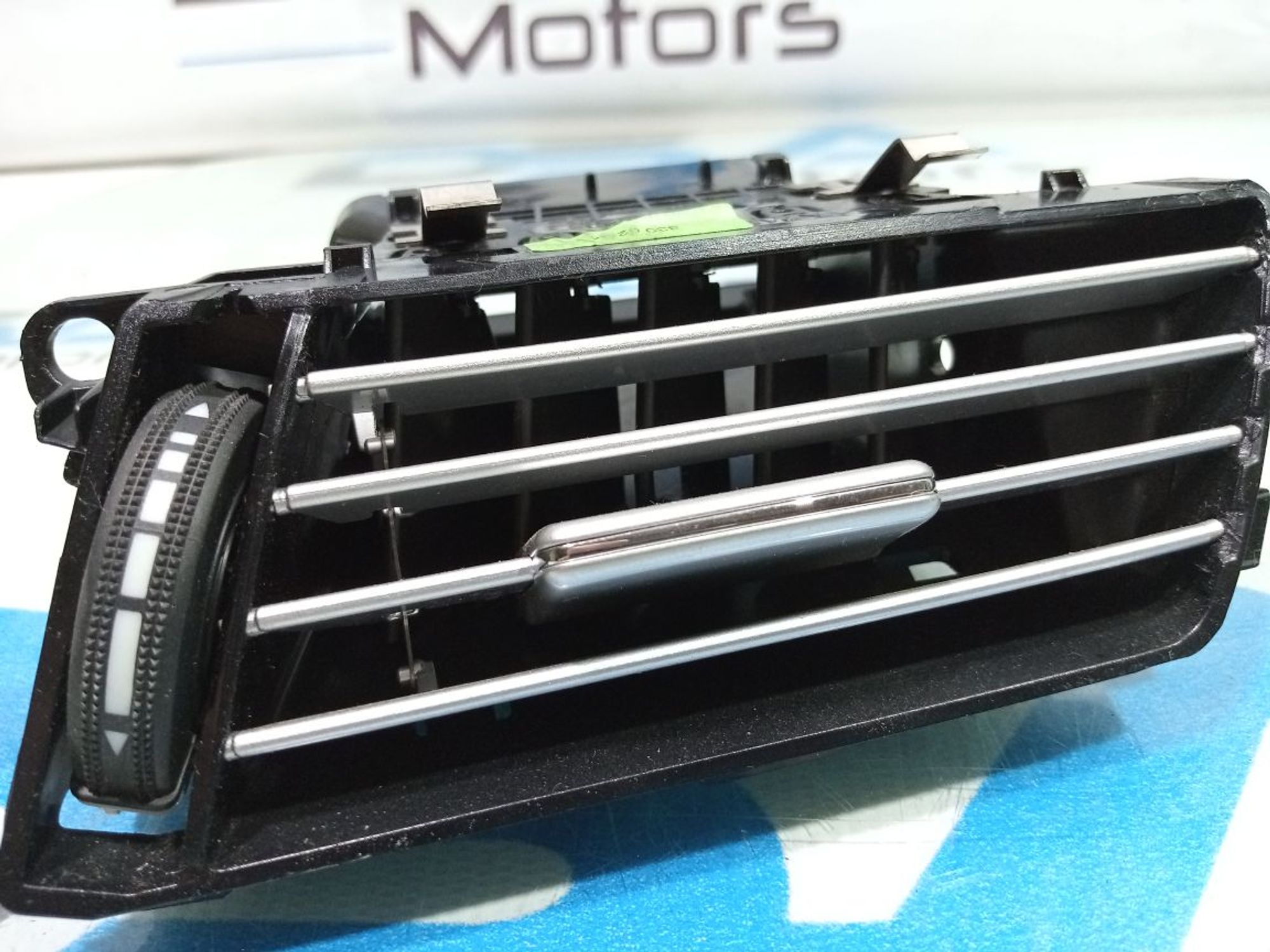 https://gcs.partsauto.market/rn-stockpro.appspot.com/thmbs/userImages/b7628e092085f1f91467af1afb6e7630/part/559f6db6-ebed-4e19-ad03-f454682227dd_1748161560973.jpg