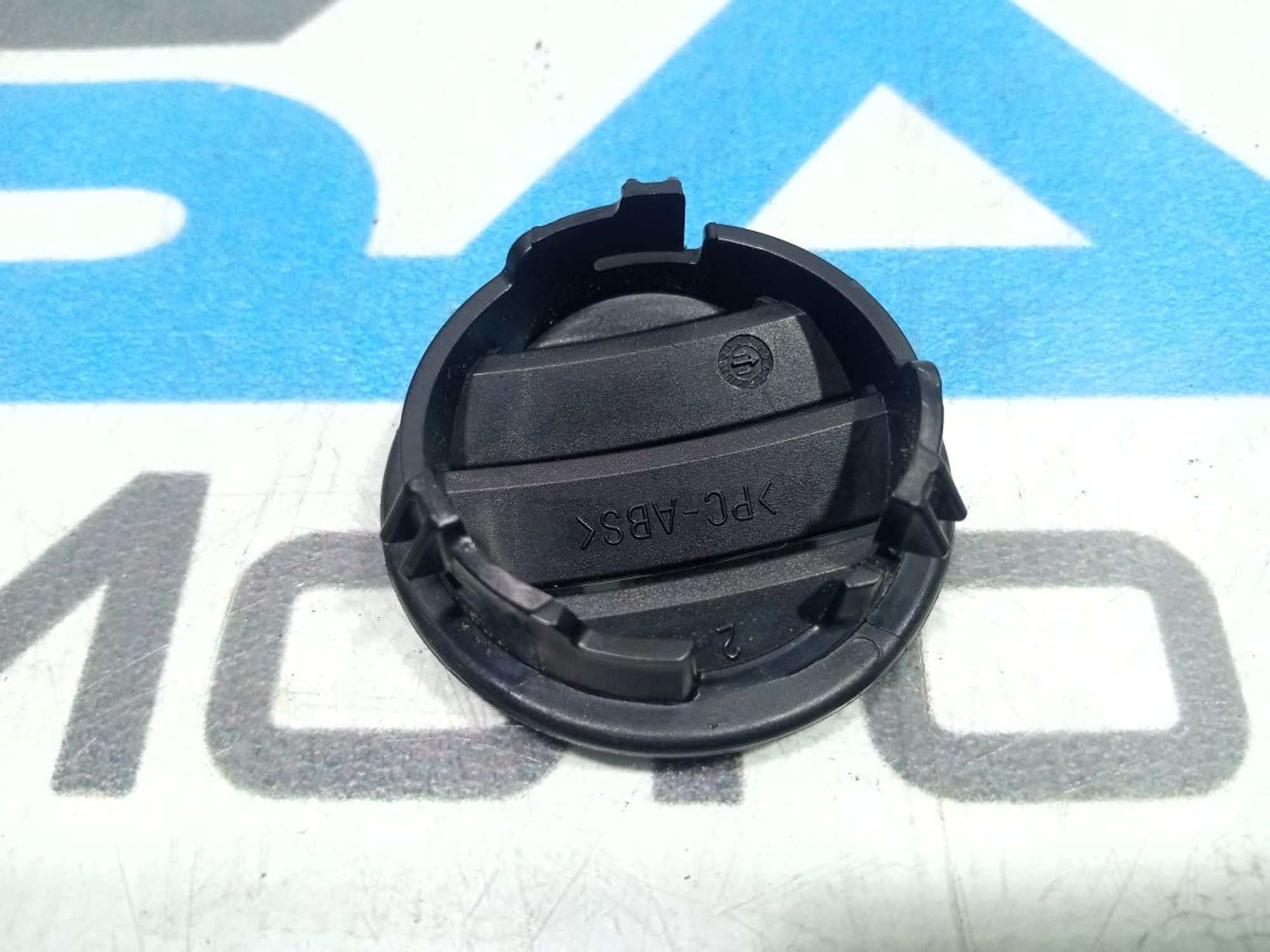 https://gcs.partsauto.market/rn-stockpro.appspot.com/thmbs/userImages/b7628e092085f1f91467af1afb6e7630/part/55ed146b-8f7b-410b-9daf-f5287c25ba21_1748887744444.jpg