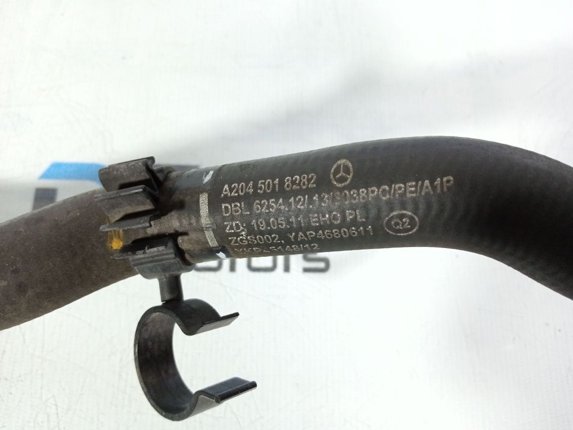 https://gcs.partsauto.market/rn-stockpro.appspot.com/thmbs/userImages/b7628e092085f1f91467af1afb6e7630/part/562cf99d-dce8-4bc4-a92c-93fcdf7f3b80_1747629456102.jpg