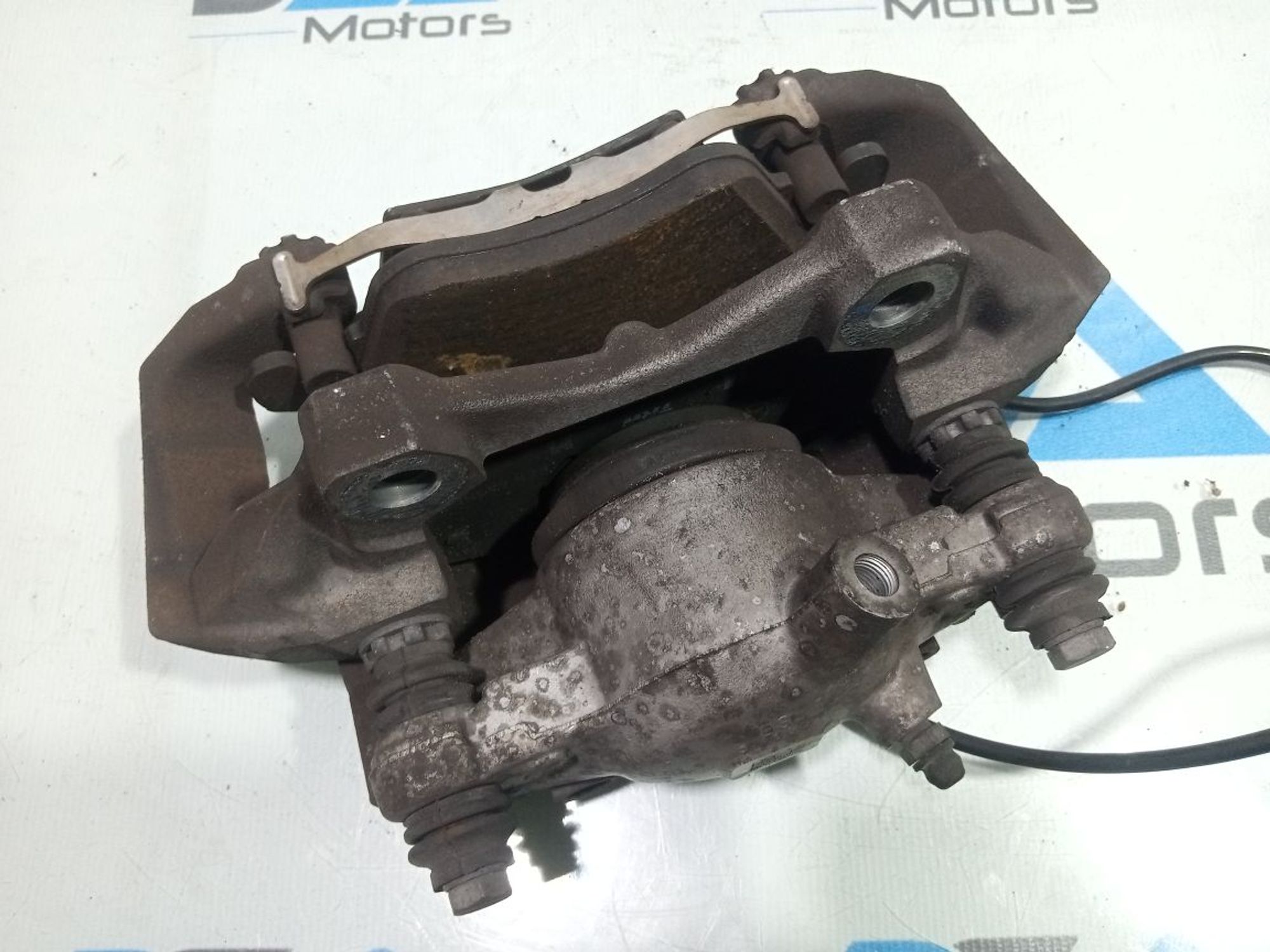 https://gcs.partsauto.market/rn-stockpro.appspot.com/thmbs/userImages/b7628e092085f1f91467af1afb6e7630/part/5805fa10-c6e3-4389-9998-12d673c83219_1748283237625.jpg
