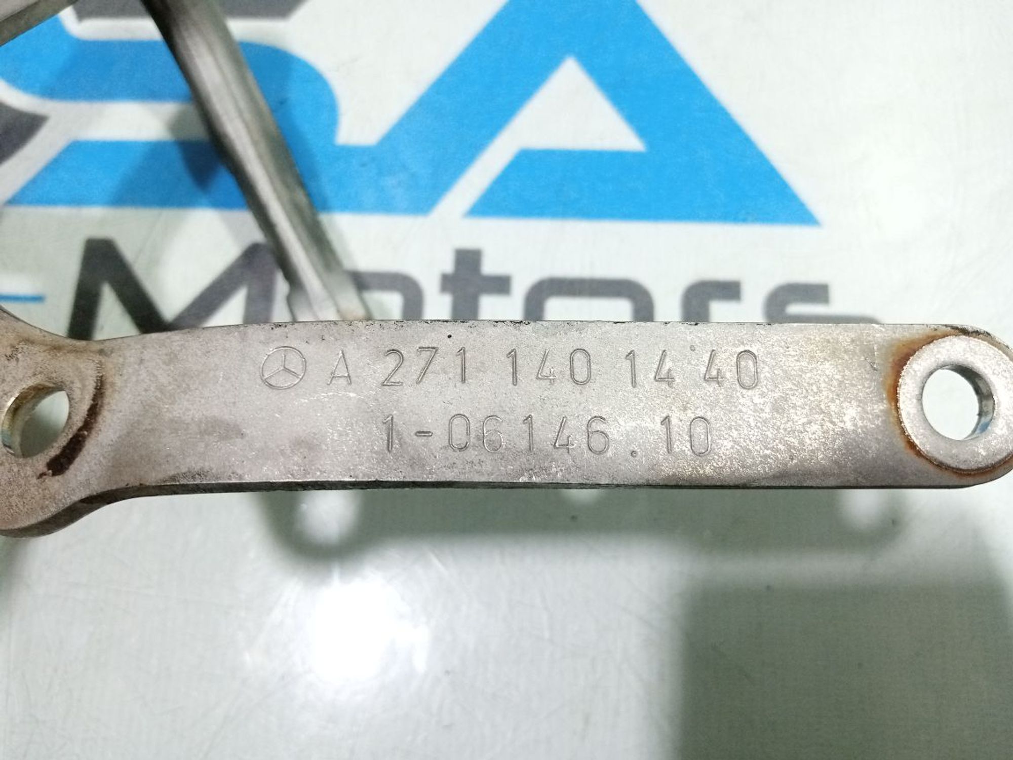 https://gcs.partsauto.market/rn-stockpro.appspot.com/thmbs/userImages/b7628e092085f1f91467af1afb6e7630/part/591d2ec4-56c5-41ac-b29b-66f2d9ea1546_1748621871325.jpg