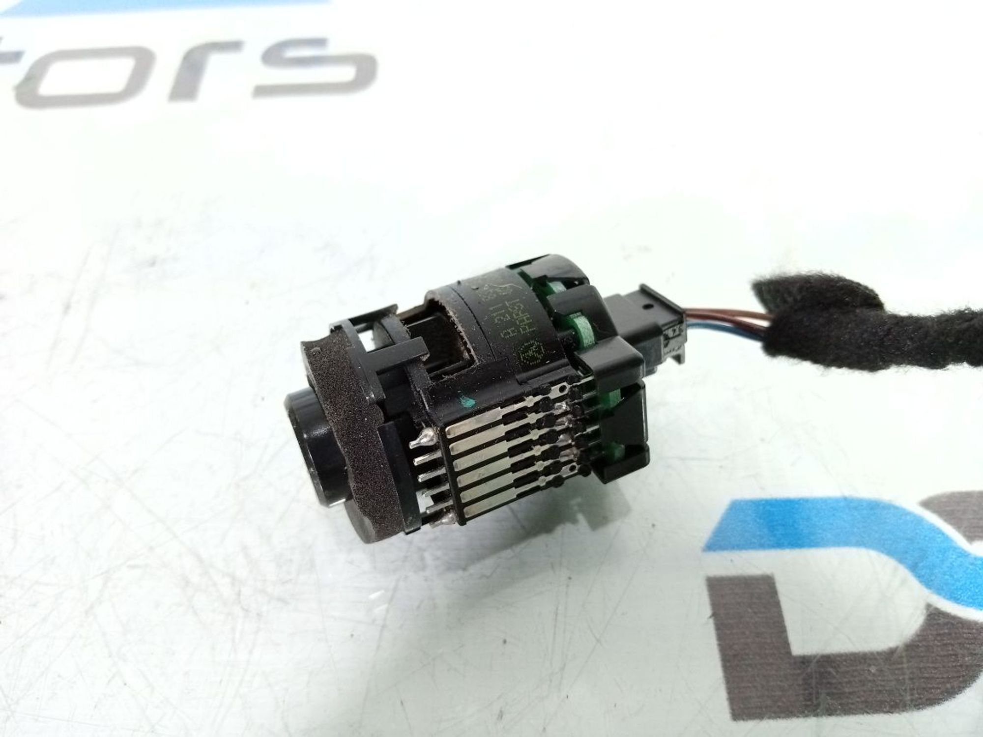 https://gcs.partsauto.market/rn-stockpro.appspot.com/thmbs/userImages/b7628e092085f1f91467af1afb6e7630/part/5a62315a-7843-4b24-86a2-57552fc3a4e3_1735311871403.jpg