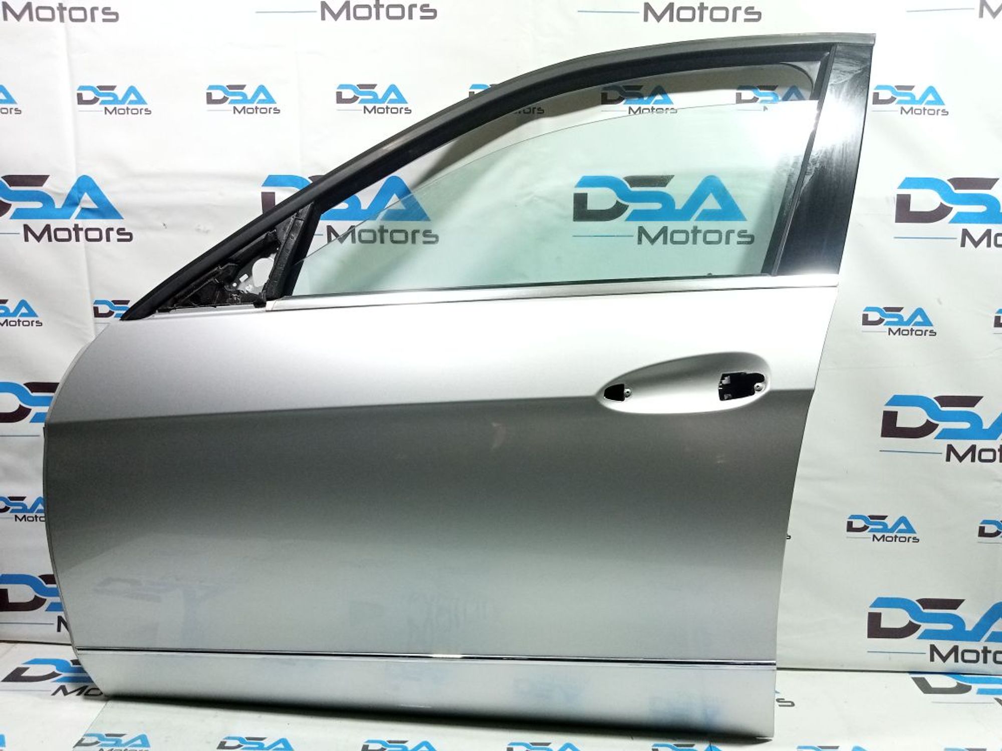 https://gcs.partsauto.market/rn-stockpro.appspot.com/thmbs/userImages/b7628e092085f1f91467af1afb6e7630/part/5a8e6dc1-5e7d-4ae2-ac09-b6a8eedbc31f_1748353136969.jpg