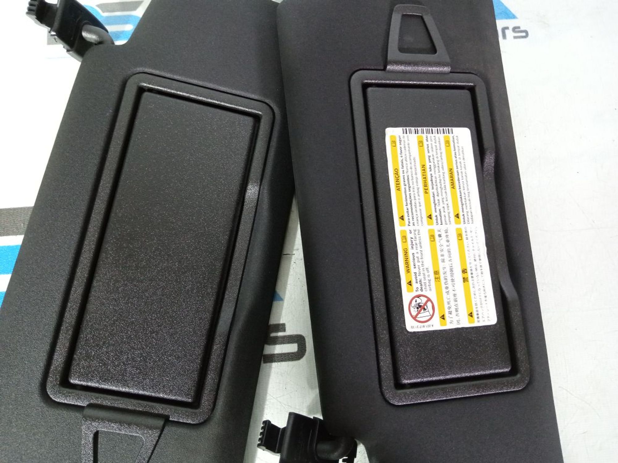 https://gcs.partsauto.market/rn-stockpro.appspot.com/thmbs/userImages/b7628e092085f1f91467af1afb6e7630/part/5ae8e403-c8f5-48f3-8a00-a92c6dc64f69_1747338863854.jpg