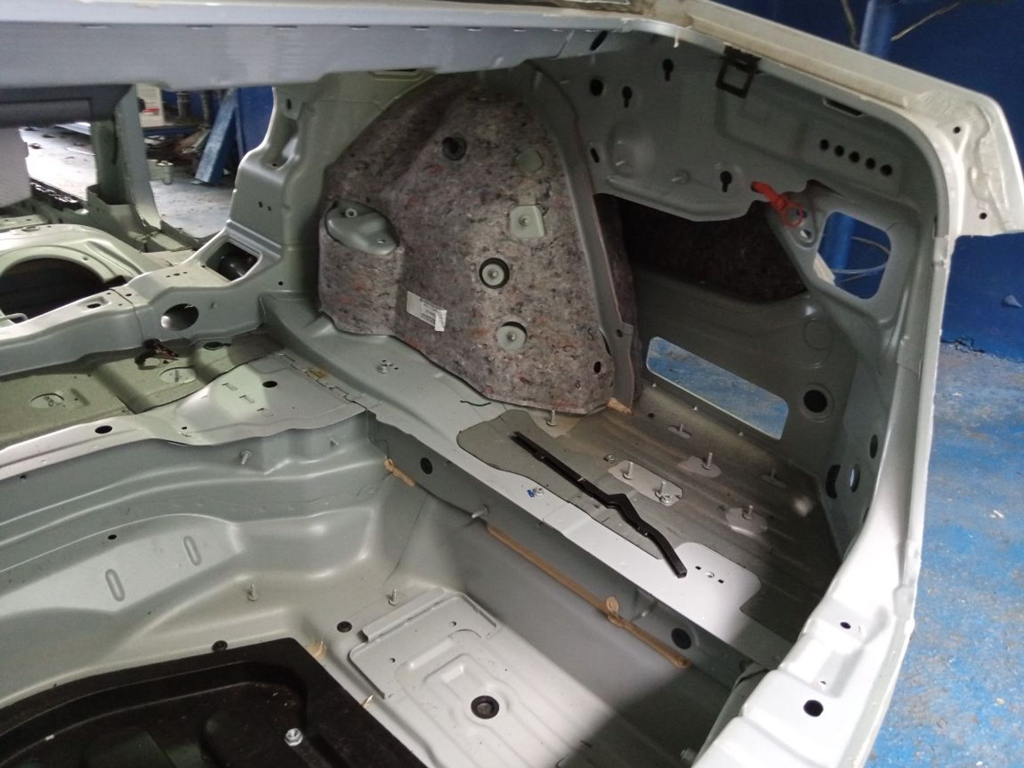 https://gcs.partsauto.market/rn-stockpro.appspot.com/thmbs/userImages/b7628e092085f1f91467af1afb6e7630/part/5b12f8ea-e40d-4204-9c9e-c7dc6a810db9_1749732676863.jpg