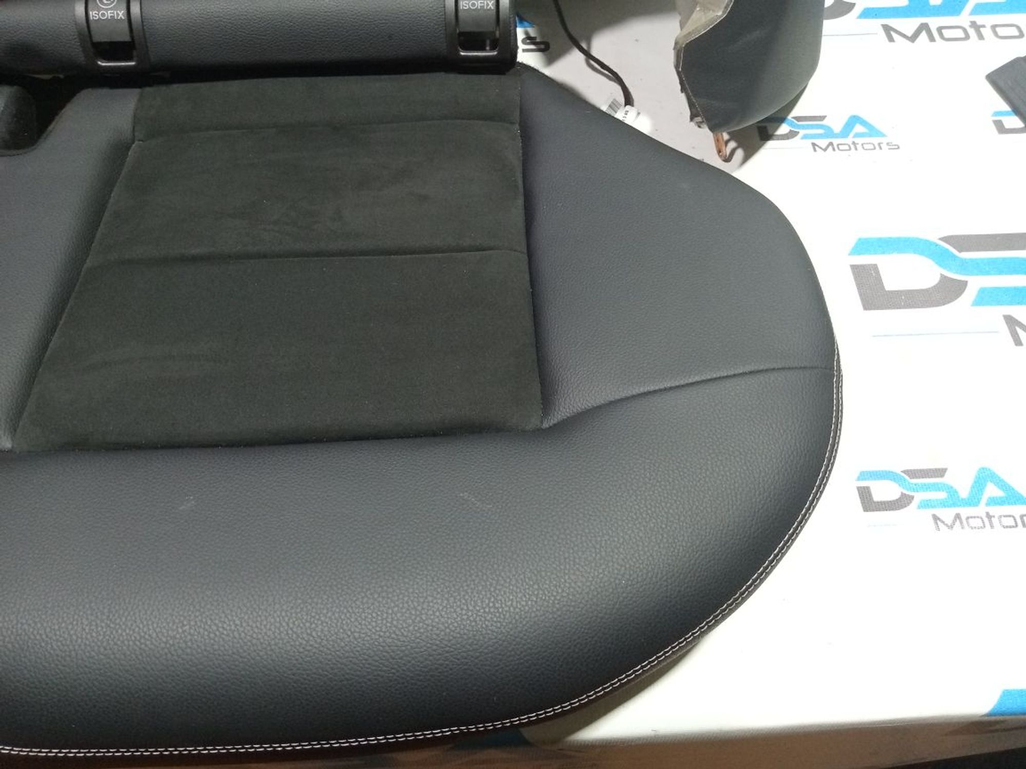 https://gcs.partsauto.market/rn-stockpro.appspot.com/thmbs/userImages/b7628e092085f1f91467af1afb6e7630/part/5b1feb5b-6563-4d10-8981-bca158883980_1748352889713.jpg
