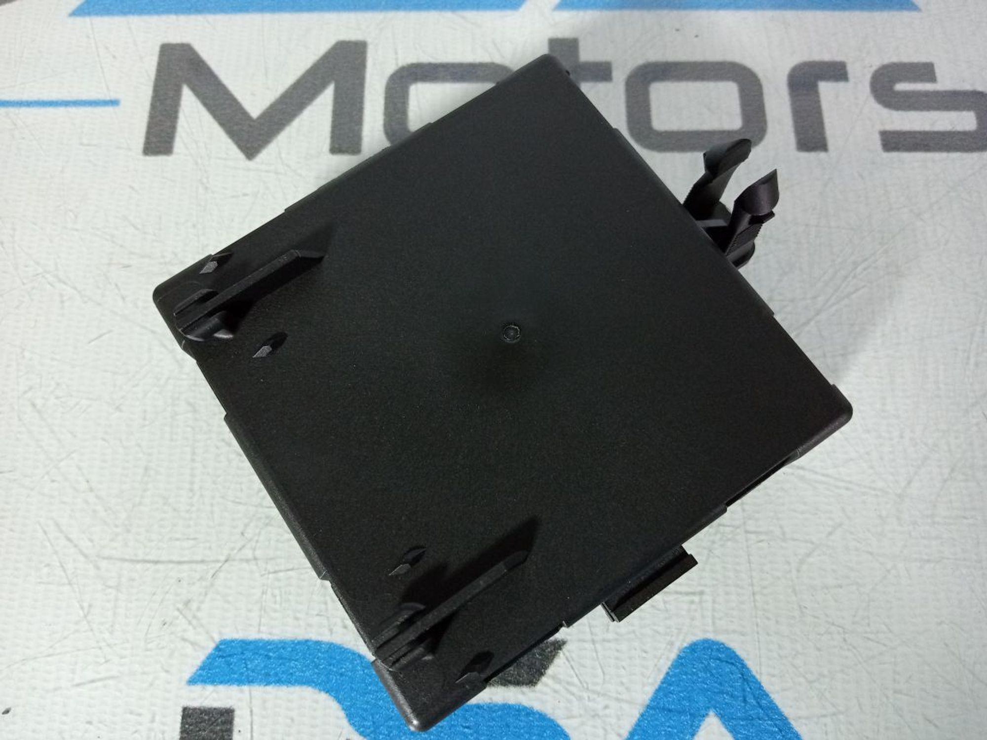 https://gcs.partsauto.market/rn-stockpro.appspot.com/thmbs/userImages/b7628e092085f1f91467af1afb6e7630/part/5c41b63c-7d8b-47d2-a02f-faa315d50965_1745843758164.jpg