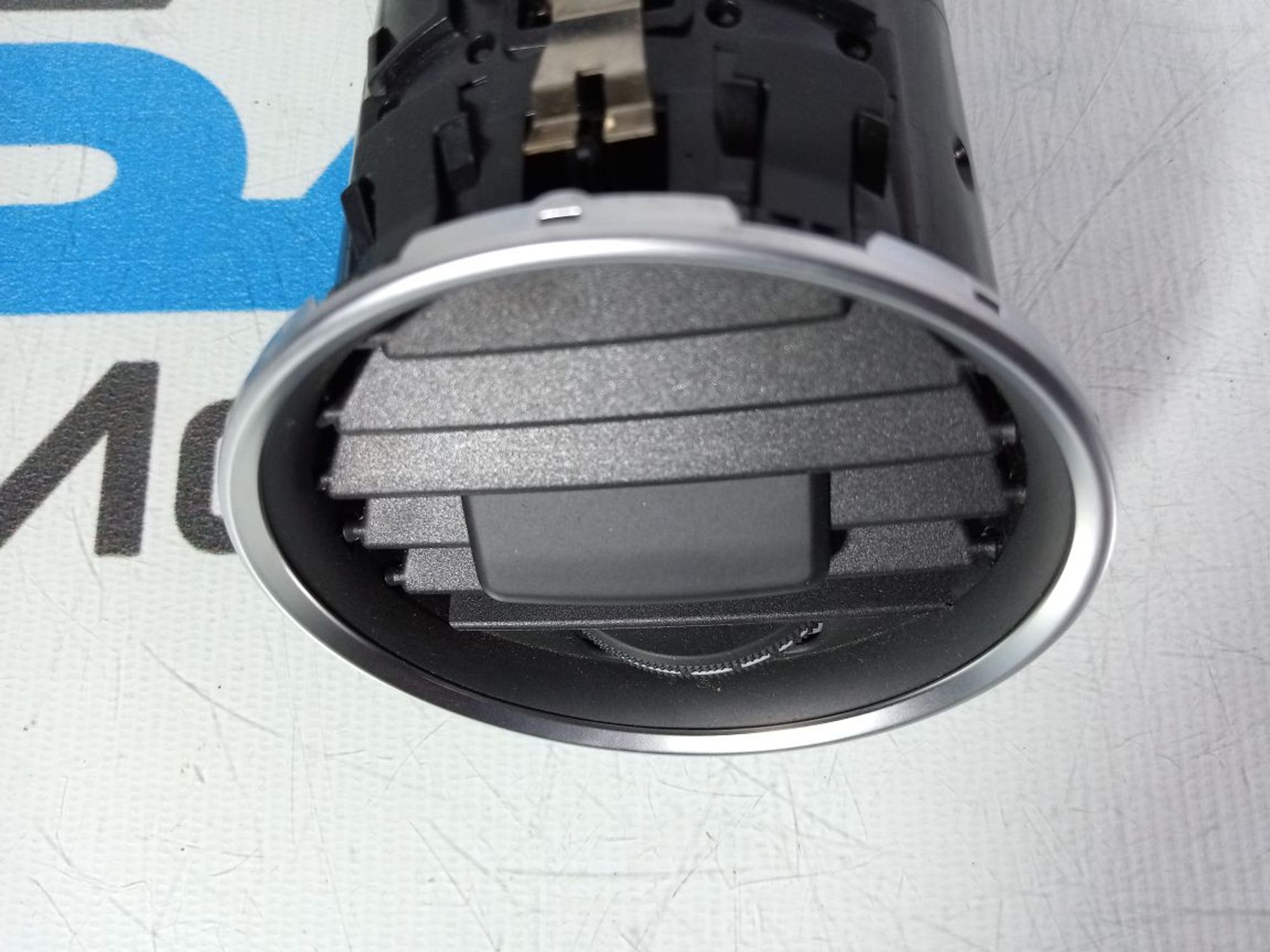 https://gcs.partsauto.market/rn-stockpro.appspot.com/thmbs/userImages/b7628e092085f1f91467af1afb6e7630/part/5c90390b-1b3f-47ec-b192-ca0c84020a58_1745060822210.jpg