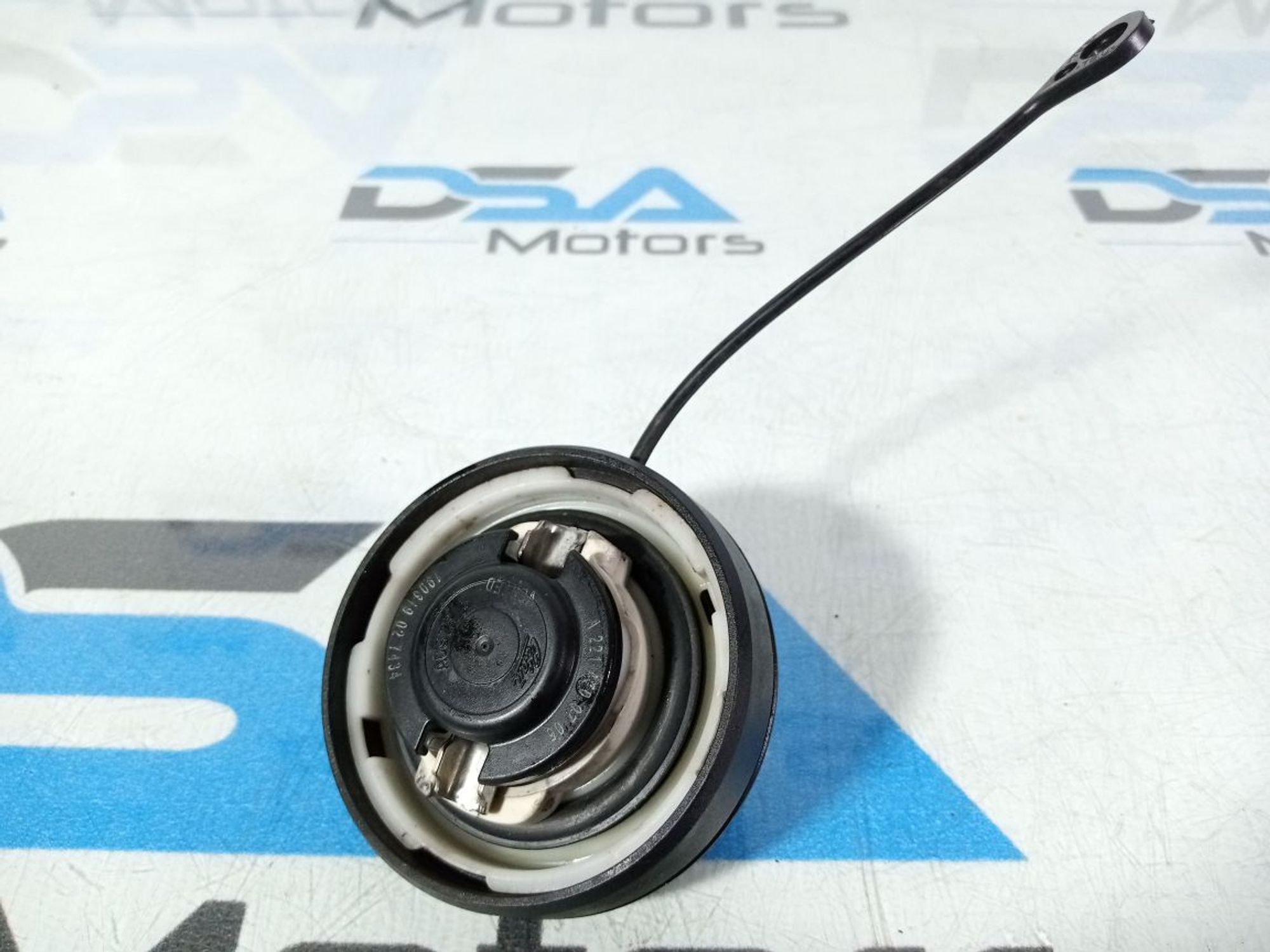 https://gcs.partsauto.market/rn-stockpro.appspot.com/thmbs/userImages/b7628e092085f1f91467af1afb6e7630/part/5cf1a4c8-e2a7-43a5-a5b1-6492f5147772_1747662614959.jpg