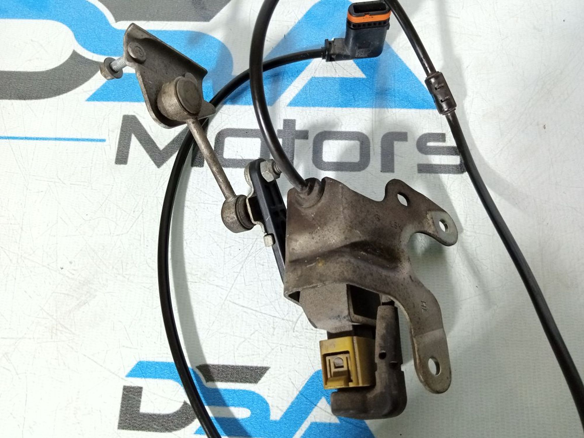 https://gcs.partsauto.market/rn-stockpro.appspot.com/thmbs/userImages/b7628e092085f1f91467af1afb6e7630/part/5dd81b67-a412-47c6-abb1-19518609dd22_1747336692723.jpg