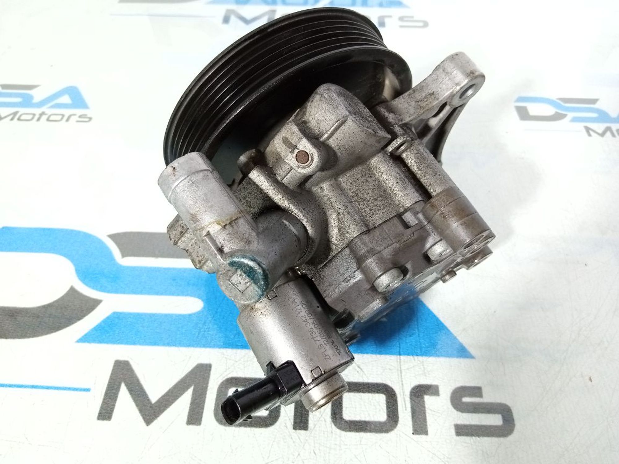https://gcs.partsauto.market/rn-stockpro.appspot.com/thmbs/userImages/b7628e092085f1f91467af1afb6e7630/part/5de36253-b5a5-487c-aba8-d0648b78f4c7_1747336249454.jpg