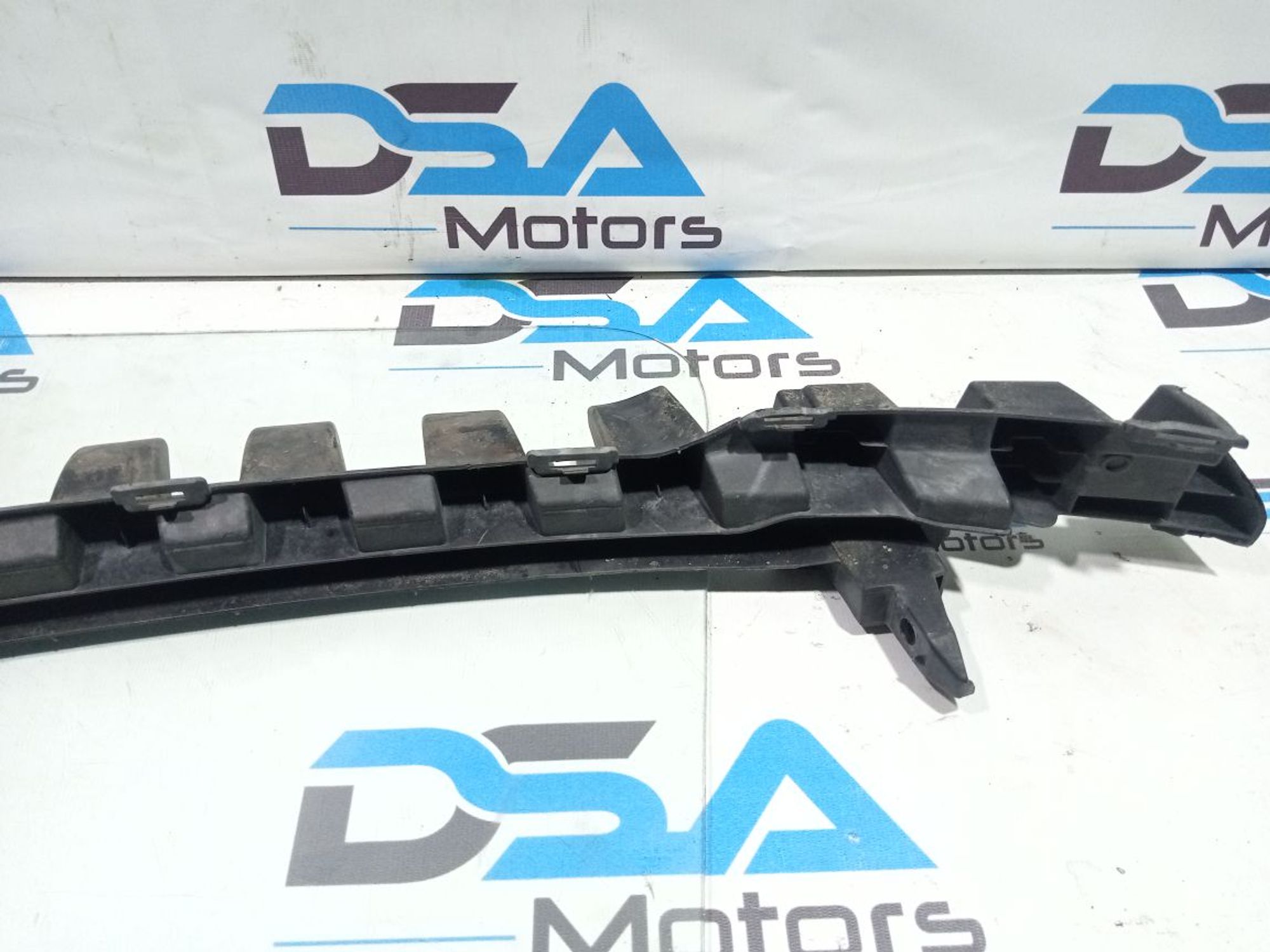 https://gcs.partsauto.market/rn-stockpro.appspot.com/thmbs/userImages/b7628e092085f1f91467af1afb6e7630/part/5e191c6e-9ab9-47be-a6f3-785dd96707e2_1748894884483.jpg