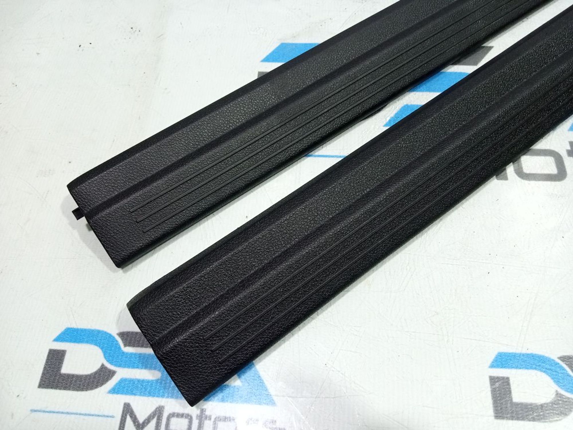 https://gcs.partsauto.market/rn-stockpro.appspot.com/thmbs/userImages/b7628e092085f1f91467af1afb6e7630/part/5e38b5e1-e05d-4b52-a043-150af8bee990_1748615465094.jpg