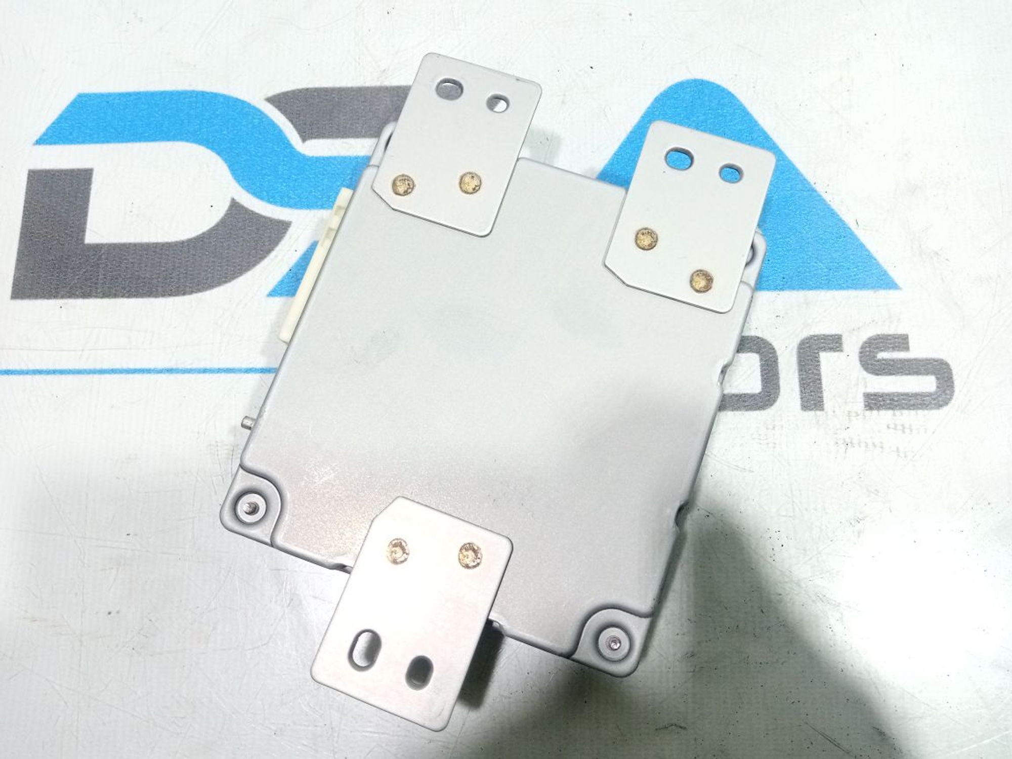 https://gcs.partsauto.market/rn-stockpro.appspot.com/thmbs/userImages/b7628e092085f1f91467af1afb6e7630/part/5e4abbb4-5b6b-487d-9b48-0b6468363489_1748869458844.jpg