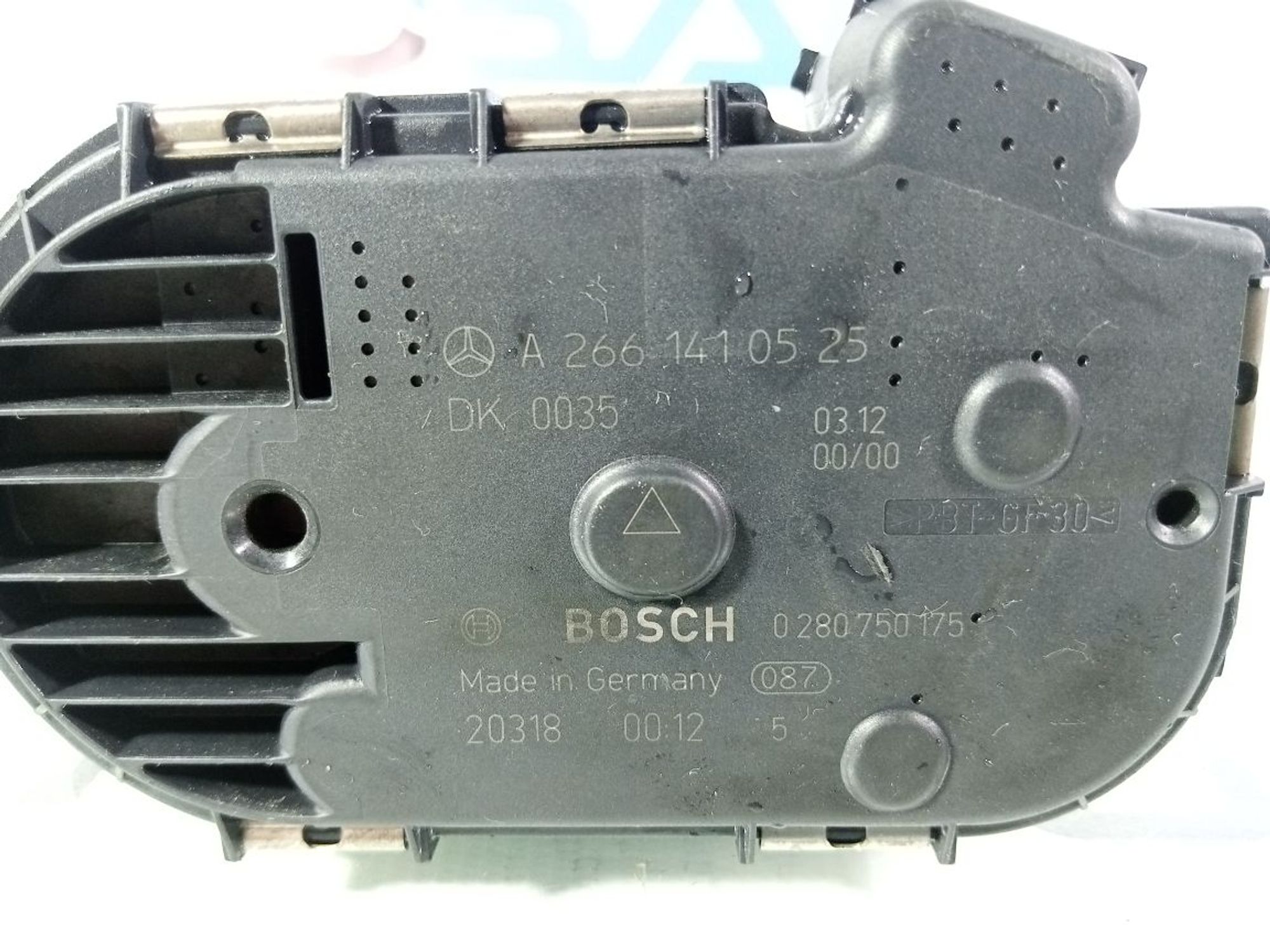 https://gcs.partsauto.market/rn-stockpro.appspot.com/thmbs/userImages/b7628e092085f1f91467af1afb6e7630/part/5f6258b3-e6f6-4621-b55d-0adf0c3b8e33_1740141958438.jpg