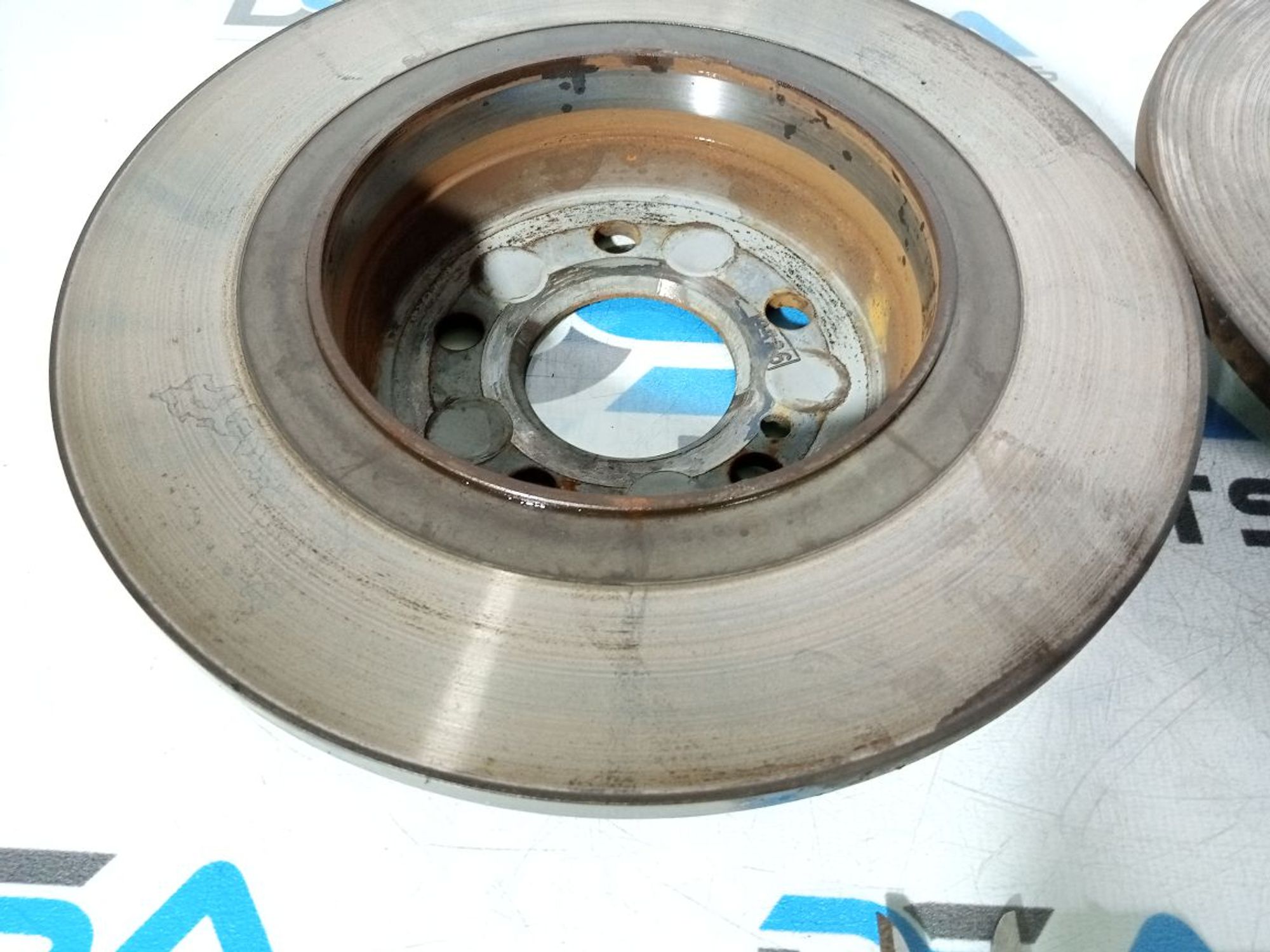 https://gcs.partsauto.market/rn-stockpro.appspot.com/thmbs/userImages/b7628e092085f1f91467af1afb6e7630/part/607a9380-ab95-4398-bdcb-2c8087e5d0df_1747335987208.jpg