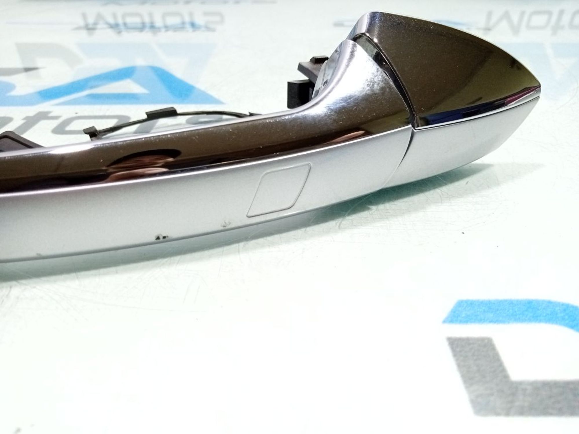 https://gcs.partsauto.market/rn-stockpro.appspot.com/thmbs/userImages/b7628e092085f1f91467af1afb6e7630/part/61e12e9c-e404-419b-b2ea-a408f7d8fb1d_1748160807182.jpg
