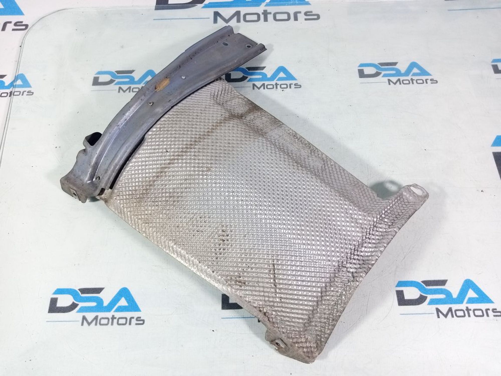 https://gcs.partsauto.market/rn-stockpro.appspot.com/thmbs/userImages/b7628e092085f1f91467af1afb6e7630/part/6226a267-04f5-4dde-b2aa-e23cb479c269_1743409279672.jpg