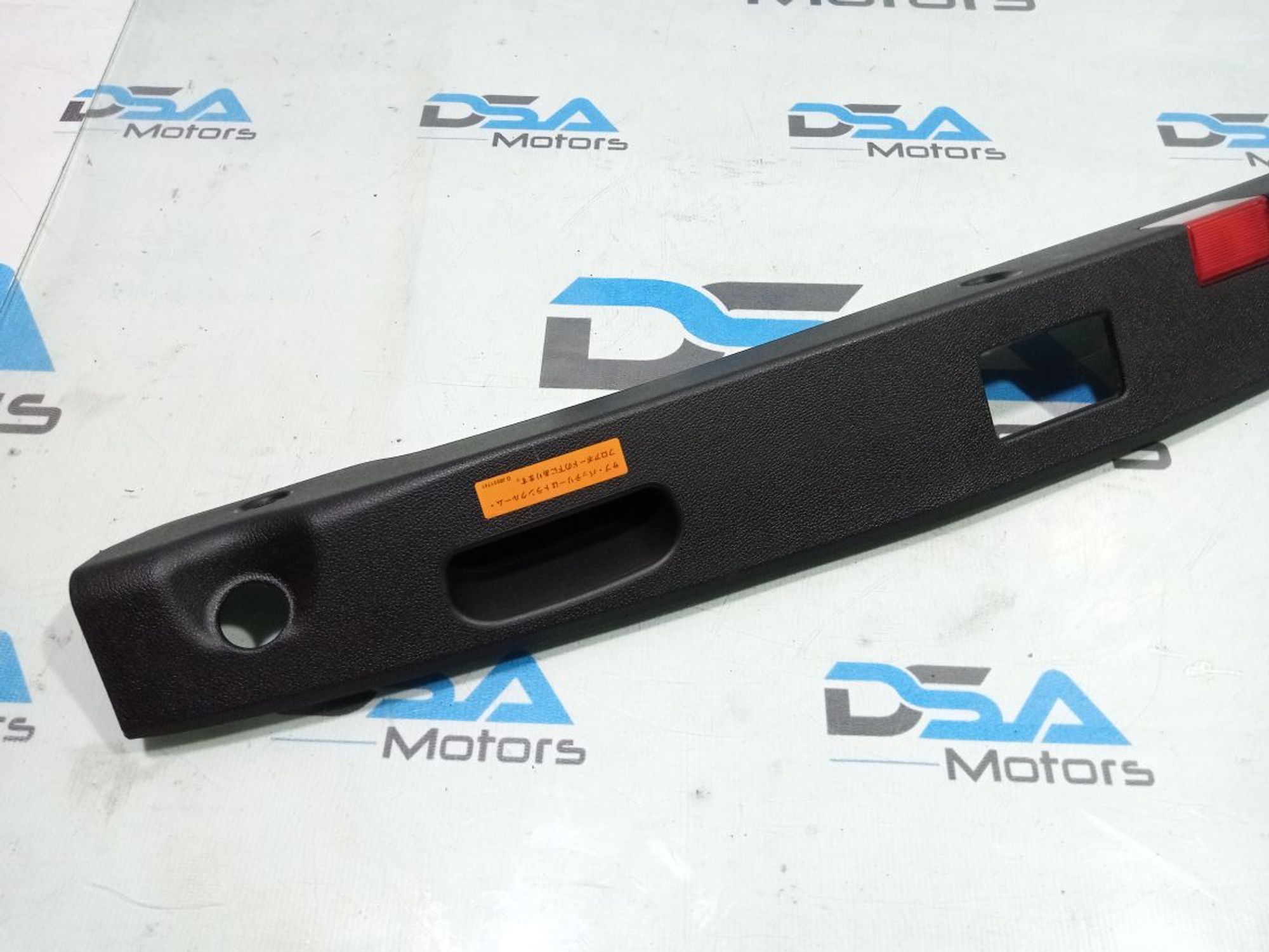 https://gcs.partsauto.market/rn-stockpro.appspot.com/thmbs/userImages/b7628e092085f1f91467af1afb6e7630/part/6254cb39-9fb3-44f3-b814-4cfc79dca8b1_1748354435751.jpg