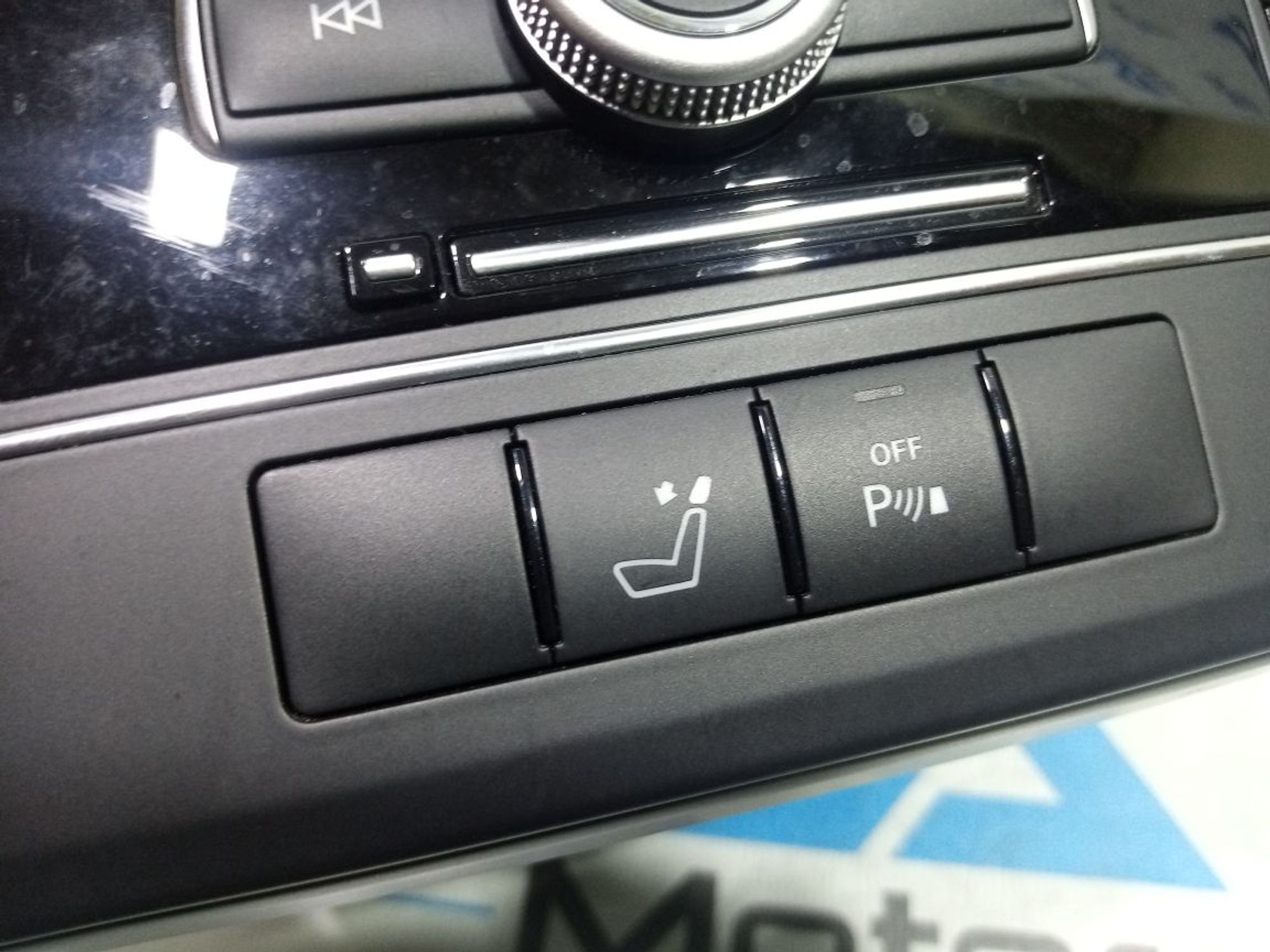 https://gcs.partsauto.market/rn-stockpro.appspot.com/thmbs/userImages/b7628e092085f1f91467af1afb6e7630/part/62d46321-1b0e-4c66-90f1-ea480b66662c_1748887800707.jpg