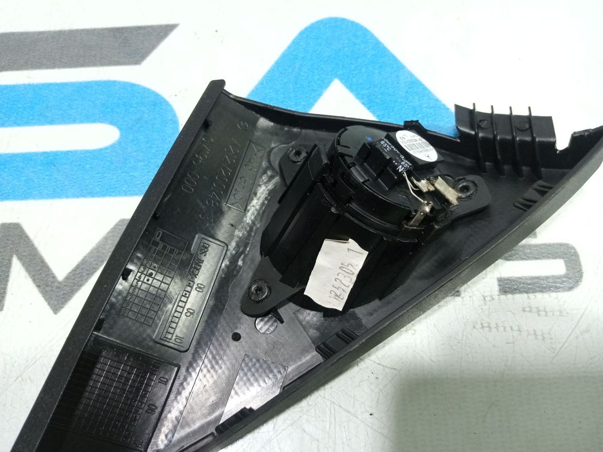 https://gcs.partsauto.market/rn-stockpro.appspot.com/thmbs/userImages/b7628e092085f1f91467af1afb6e7630/part/6385b3bf-7cdb-4626-91d3-a7cc687762aa_1748623766291.jpg