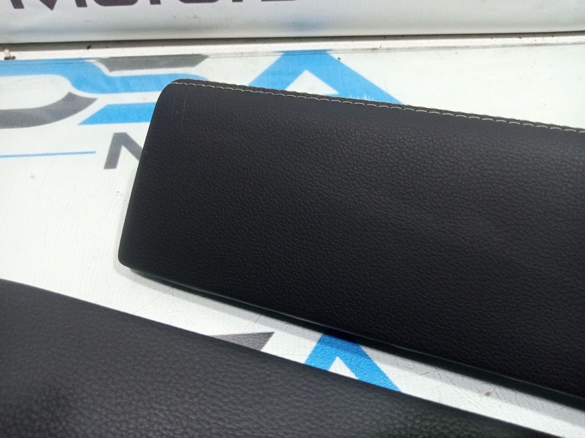 https://gcs.partsauto.market/rn-stockpro.appspot.com/thmbs/userImages/b7628e092085f1f91467af1afb6e7630/part/63d1246e-9223-493b-9b2c-f6f507901c6e_1748280276263.jpg
