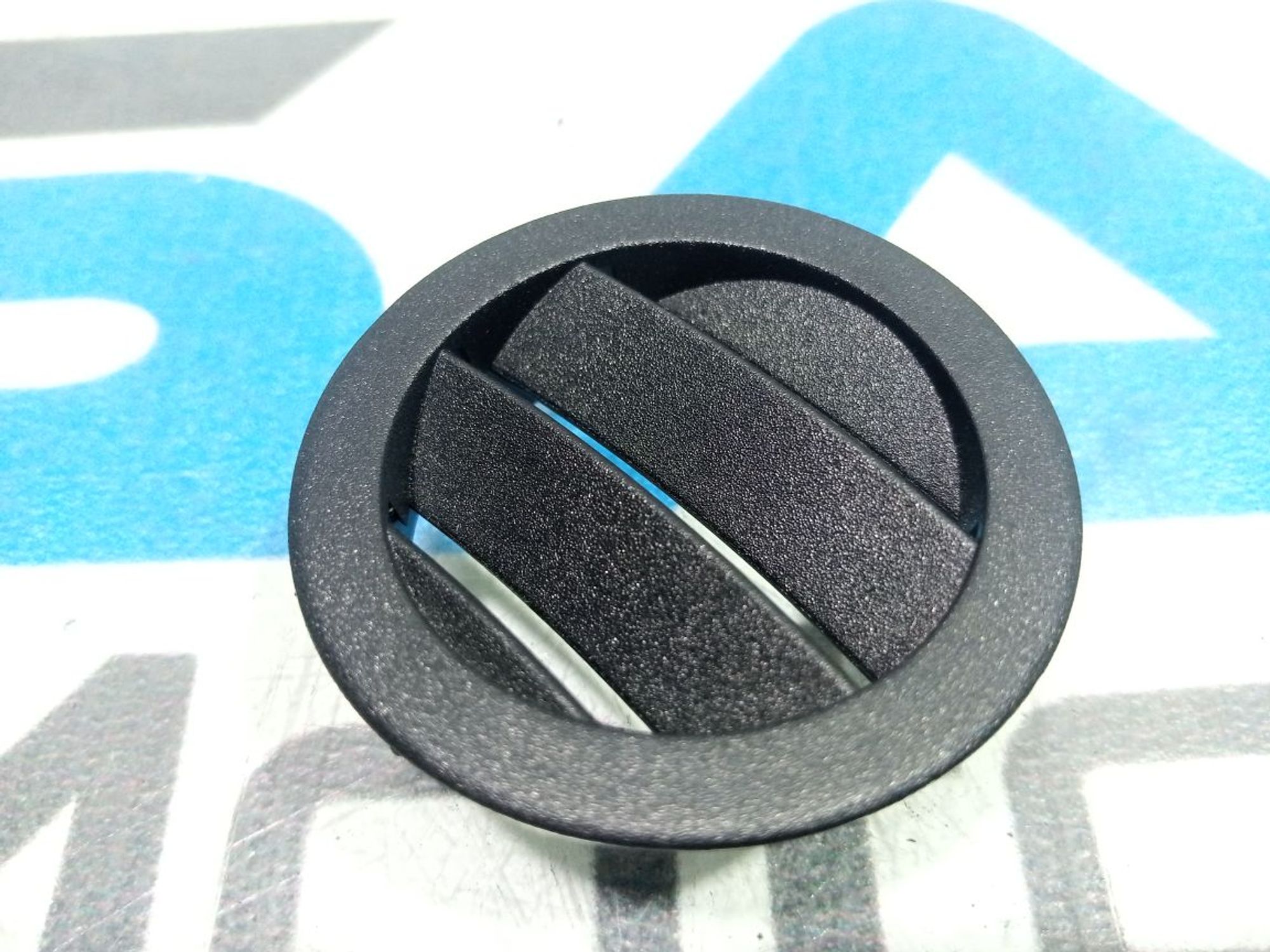 https://gcs.partsauto.market/rn-stockpro.appspot.com/thmbs/userImages/b7628e092085f1f91467af1afb6e7630/part/658e6543-6b4f-4719-a9e9-e10063ca9a5a_1748887774037.jpg