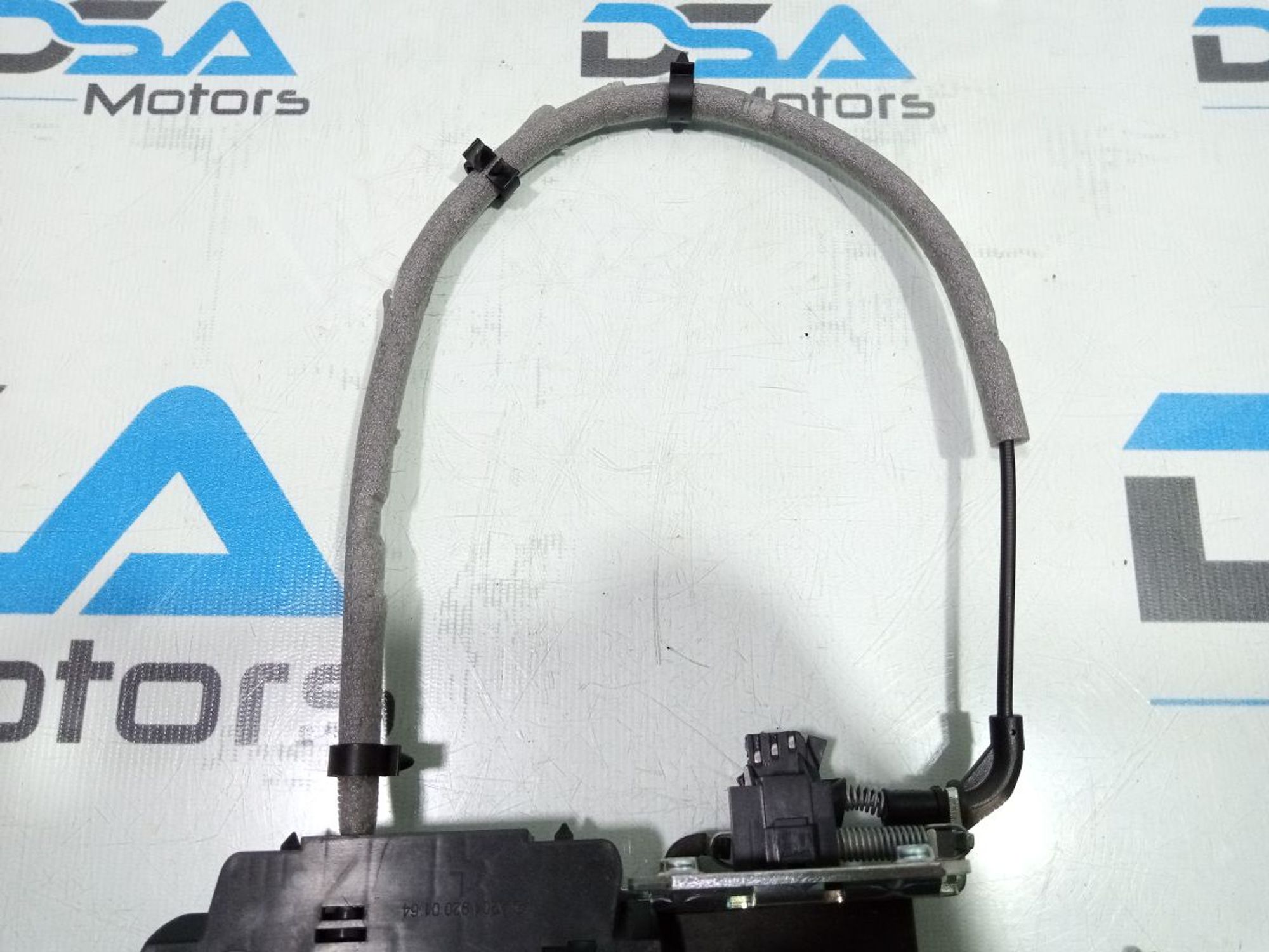 https://gcs.partsauto.market/rn-stockpro.appspot.com/thmbs/userImages/b7628e092085f1f91467af1afb6e7630/part/65e67d08-64bf-47f5-8bb3-1398264216c3_1747758425515.jpg